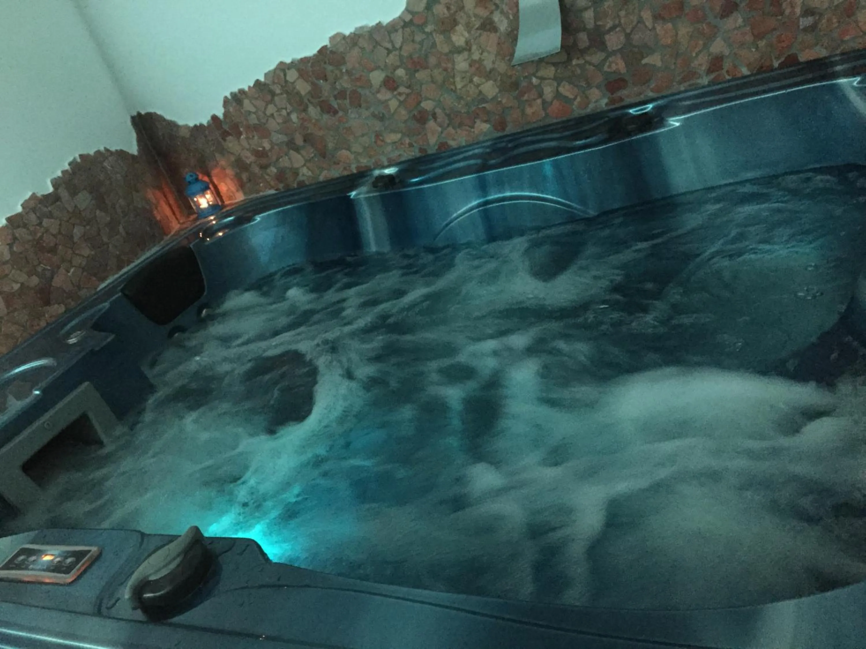 Hot Tub in Garni Villa Betty