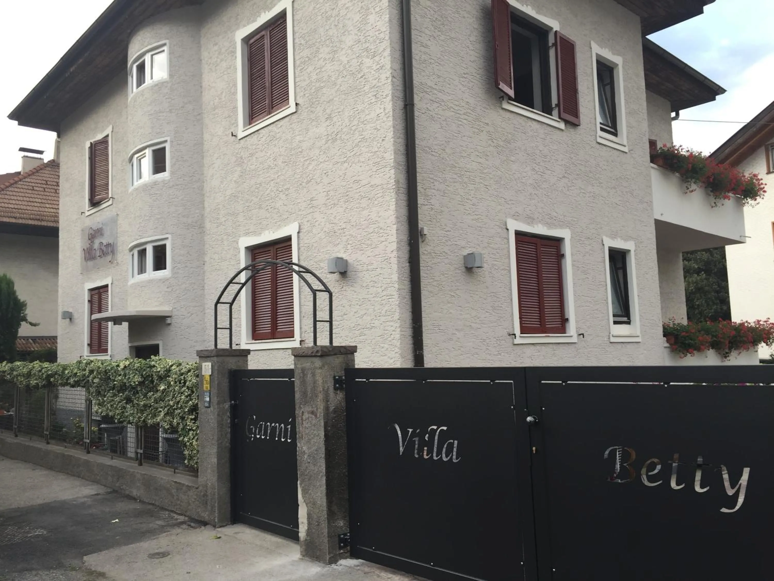 Facade/entrance in Garni Villa Betty