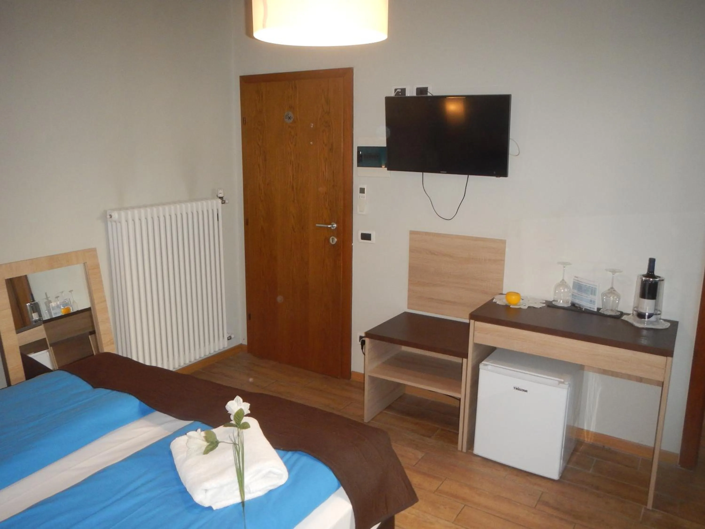 TV and multimedia, Bed in Garni Villa Betty