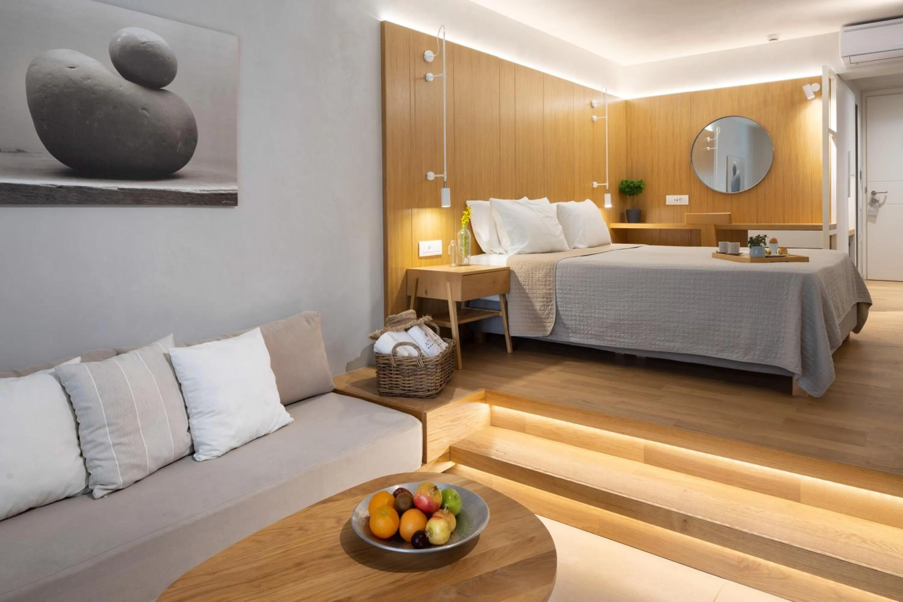 Photo of the whole room, Bed in Atrium Hotel