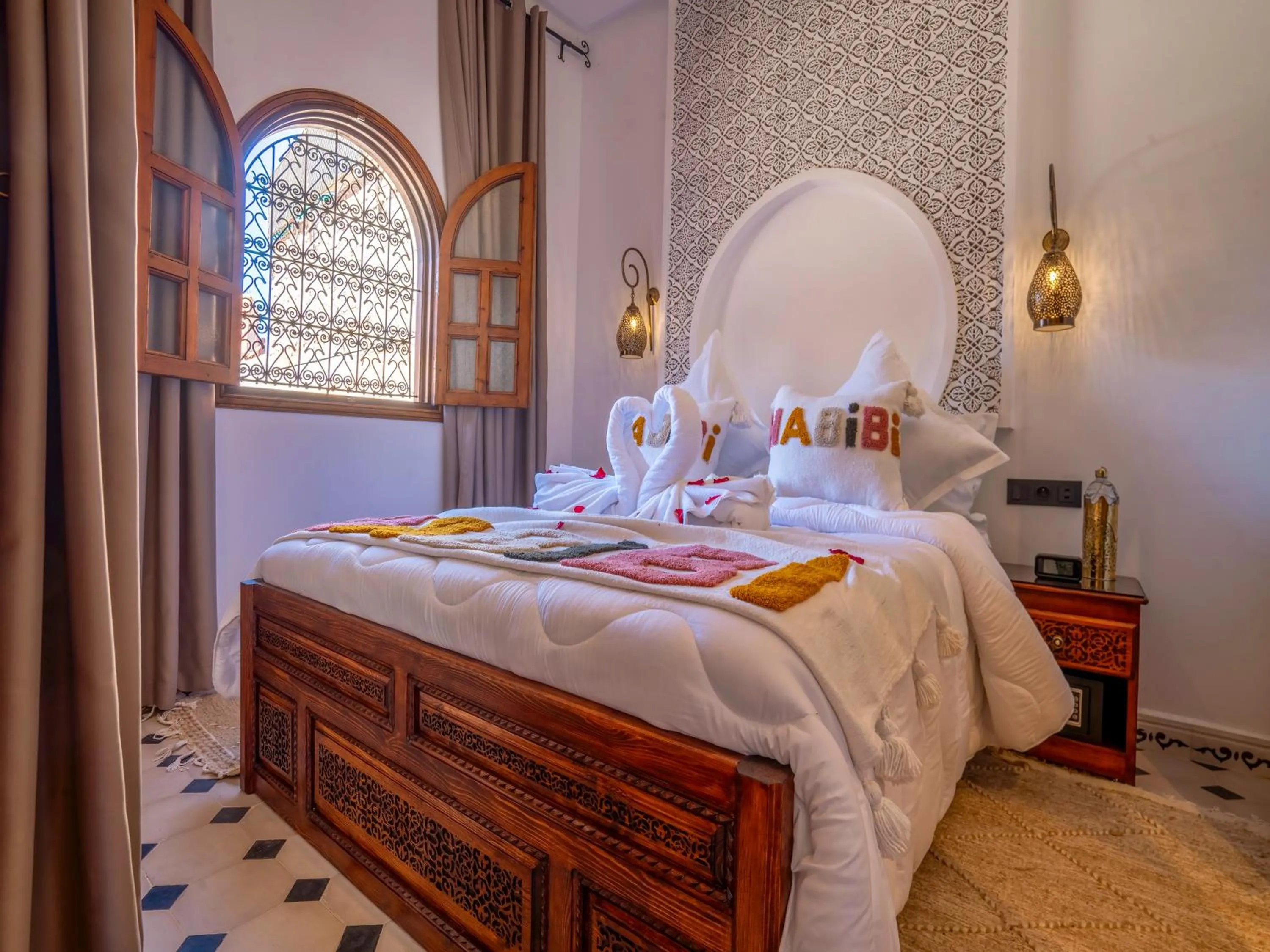 Bed in Riad Le Nid De Fatima