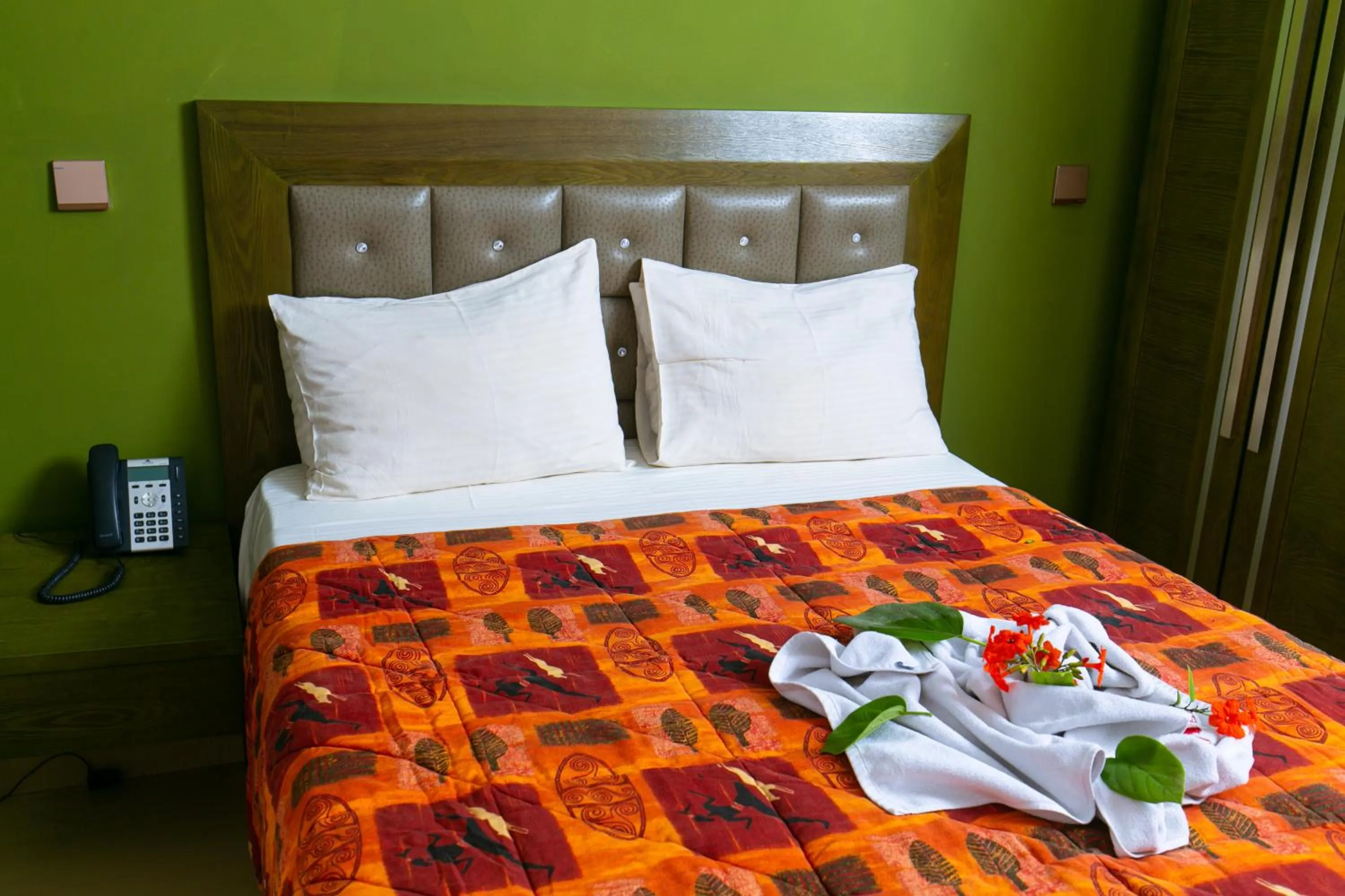 Bed in Wakola Hotel Cheikh Anta DIOP