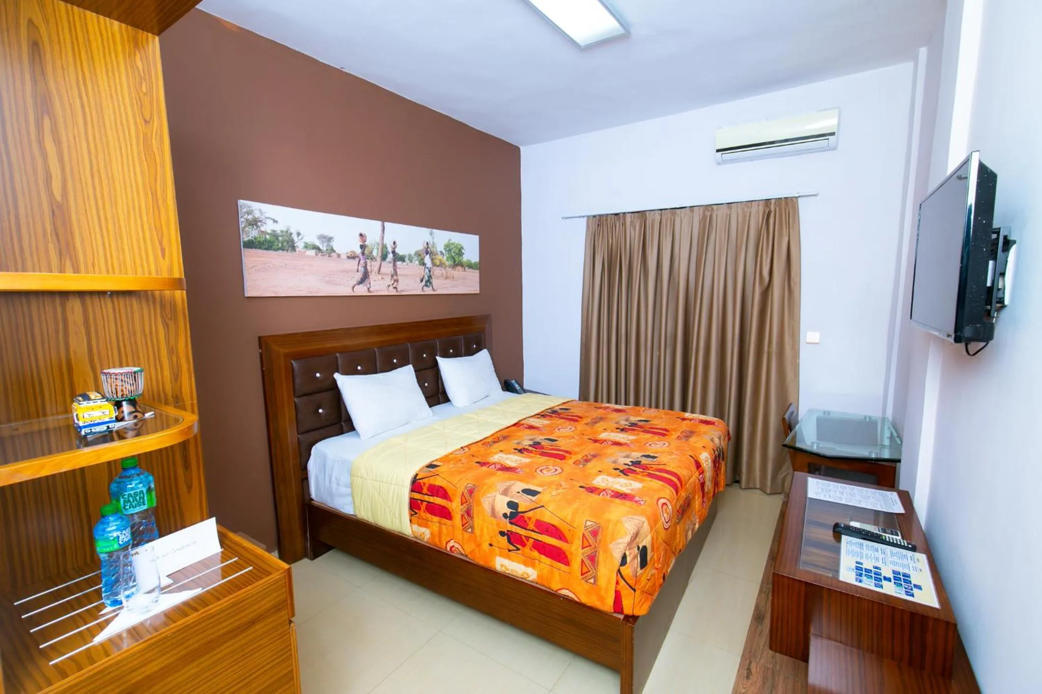 Bed in Wakola Hotel Cheikh Anta DIOP