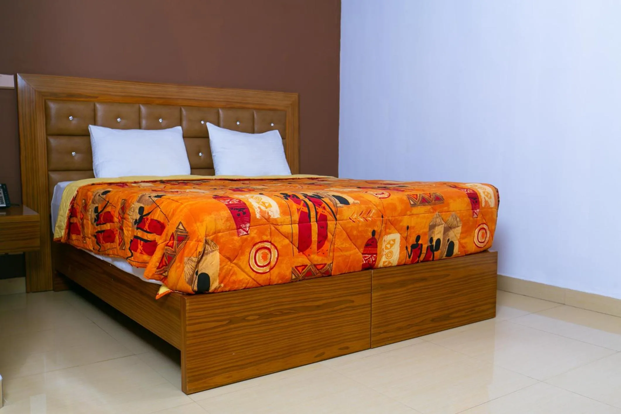 Bed in Wakola Hotel Cheikh Anta DIOP