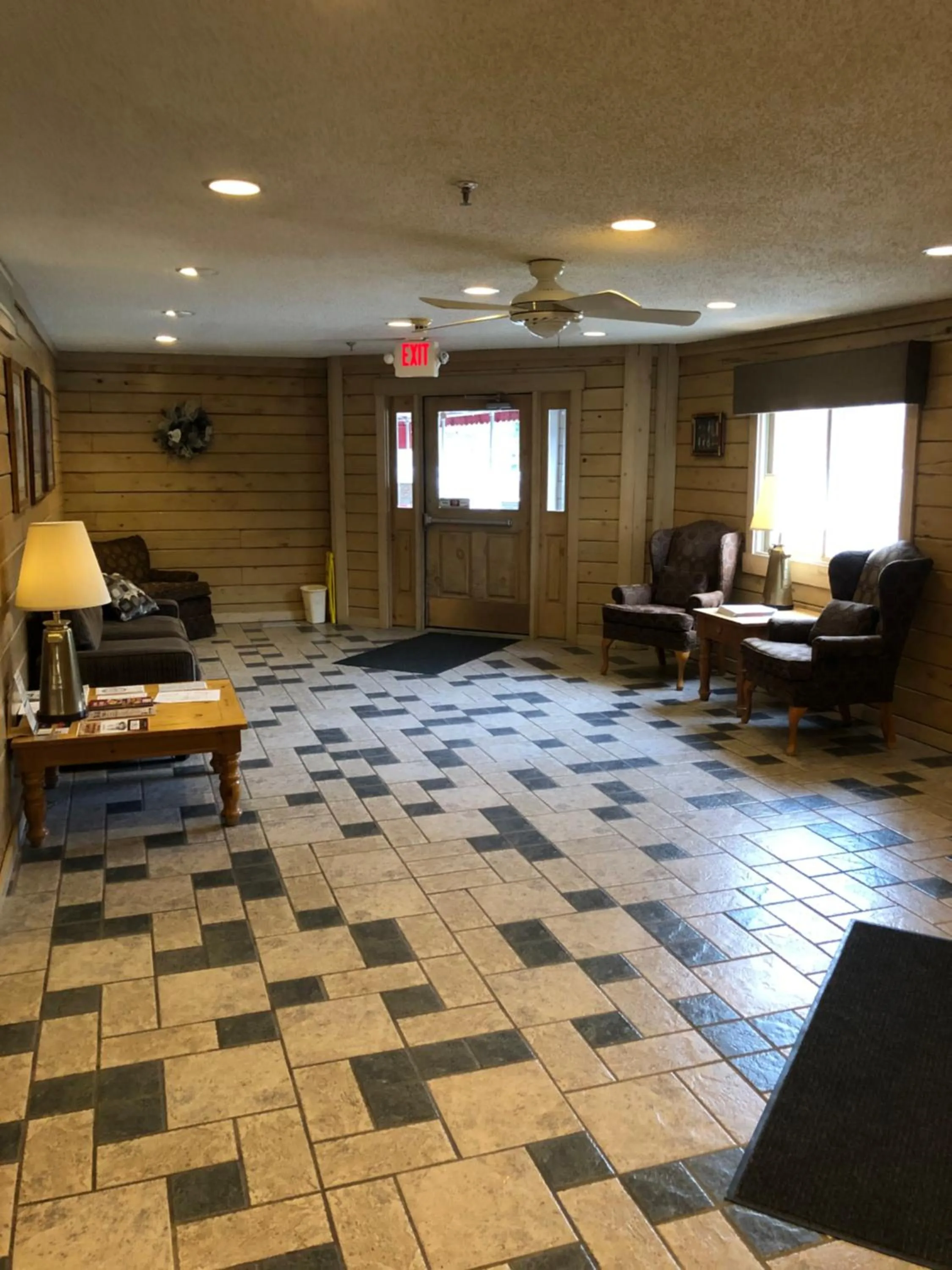 Lobby or reception in Paddle Wheel Inn