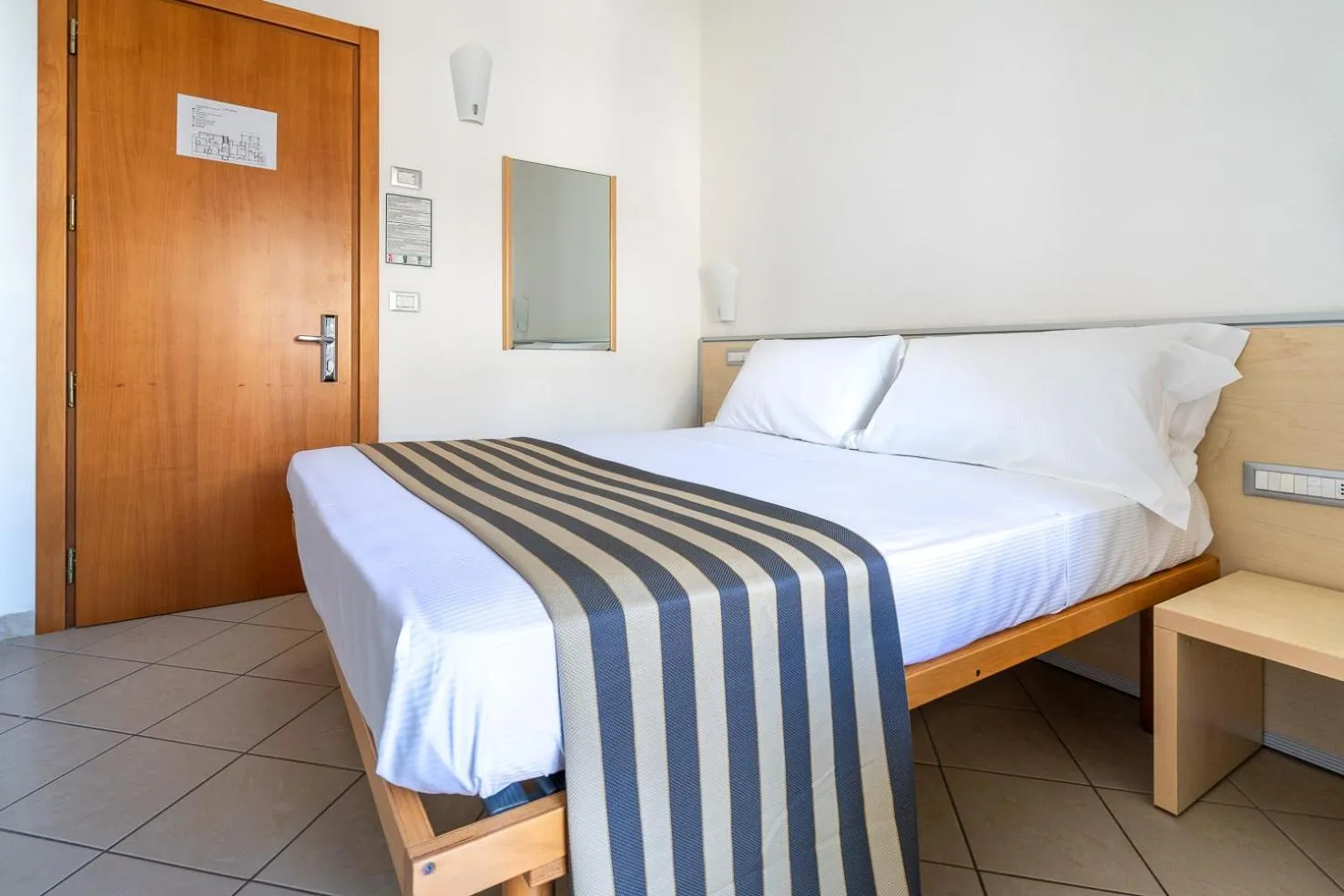 Bedroom, Bed in Grazia Hotel