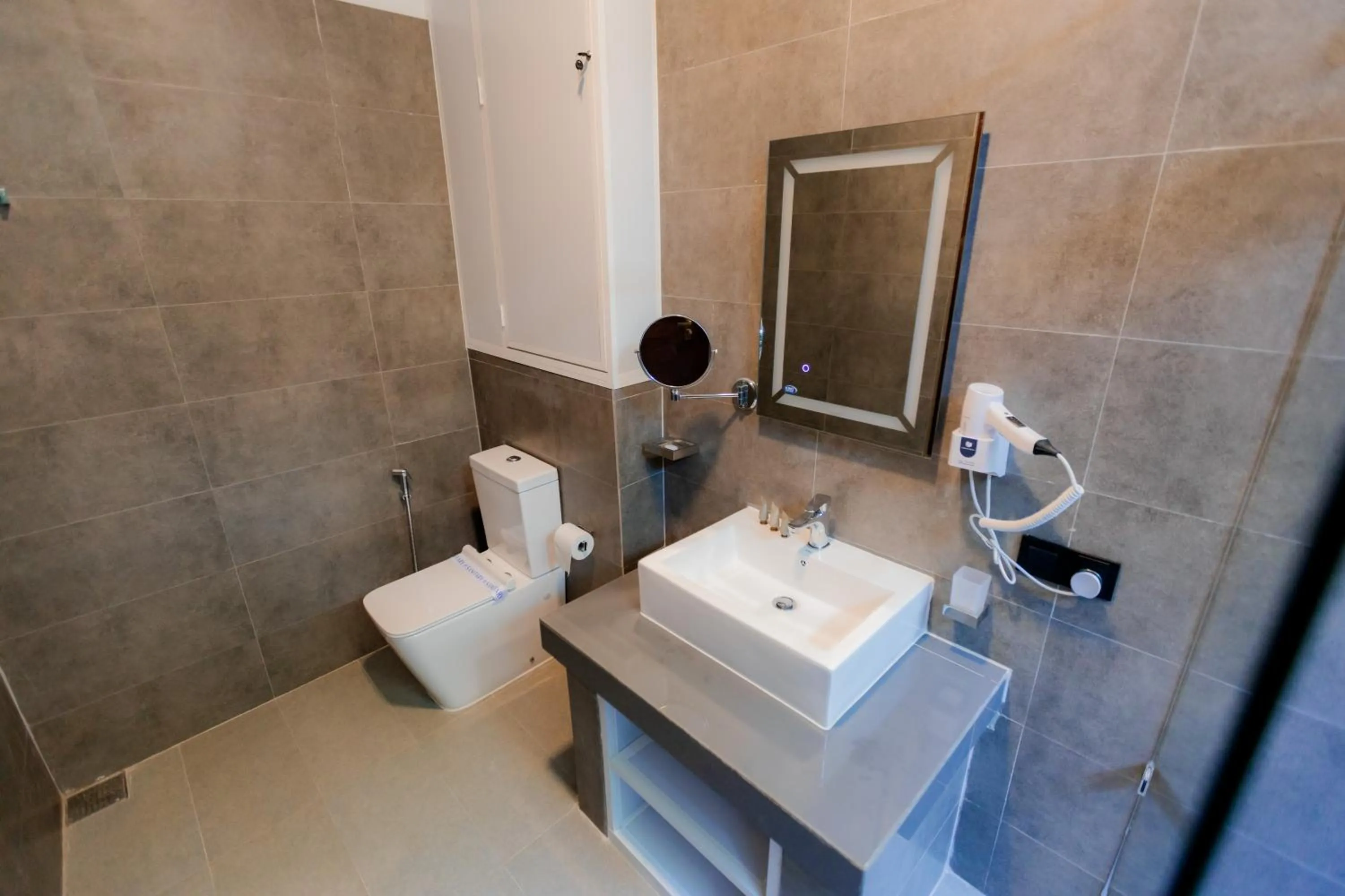 Bathroom in KADUPUL By Serenity