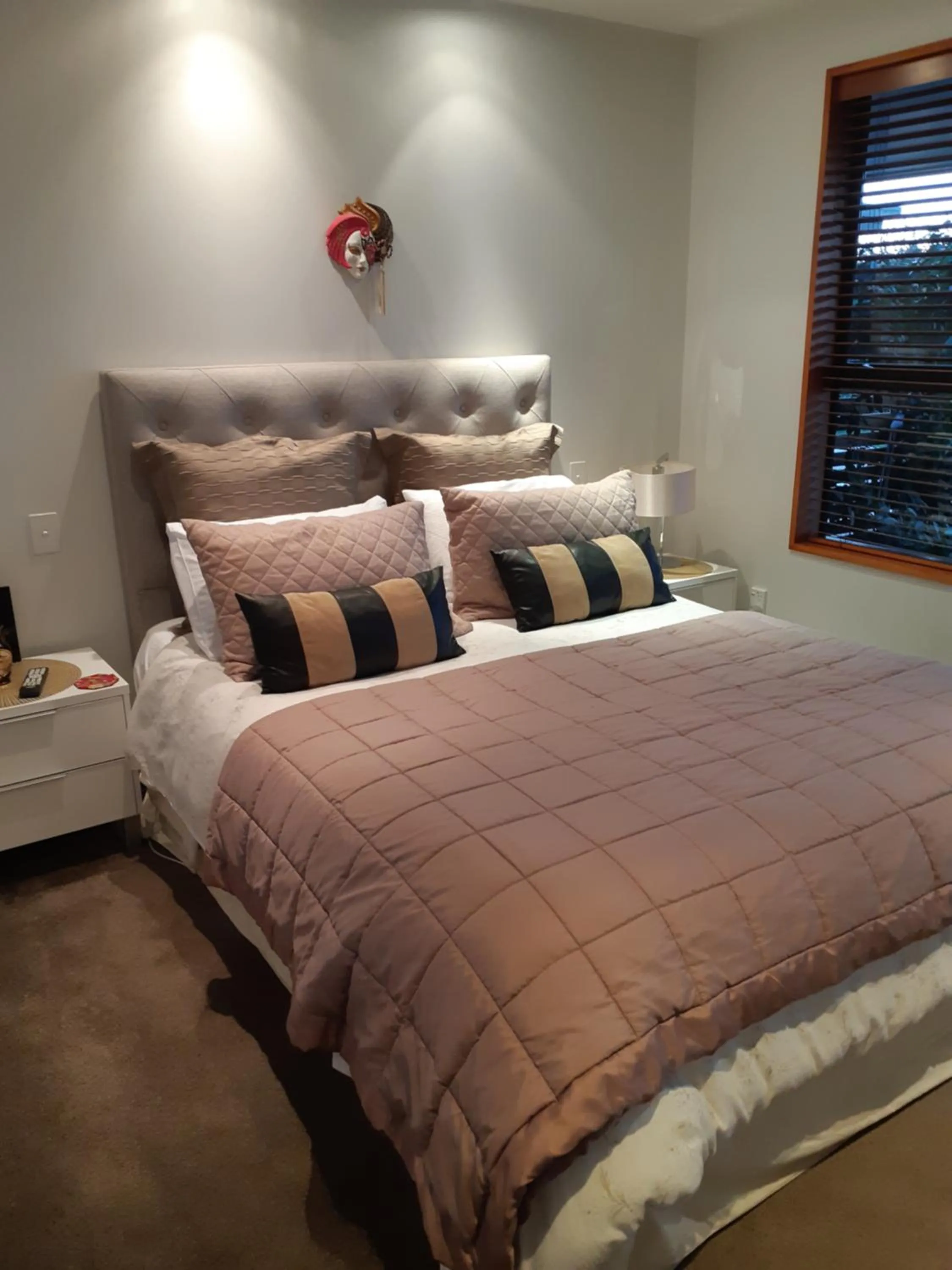 Bedroom, Bed in Maples on Harewood