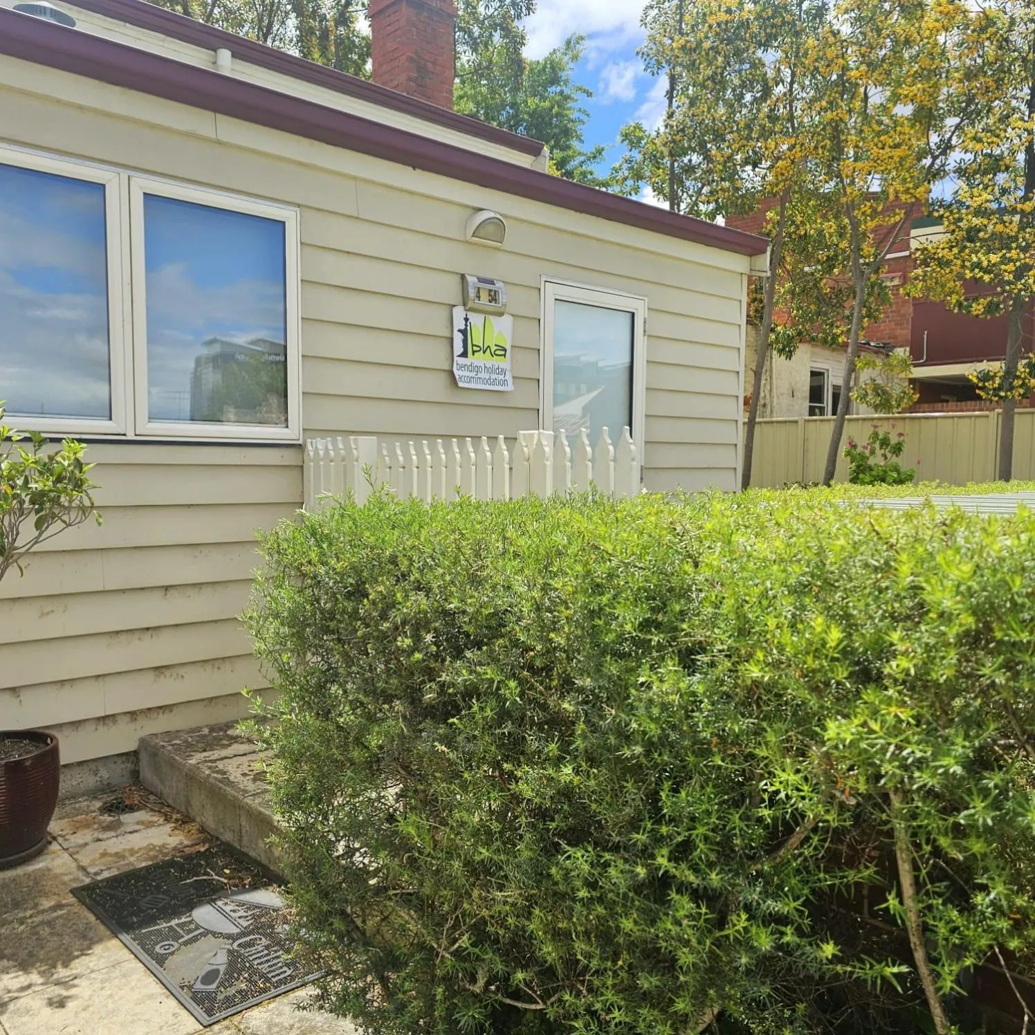 Property building in Bendigo Skyline-CBD Apartment with lock up Garage