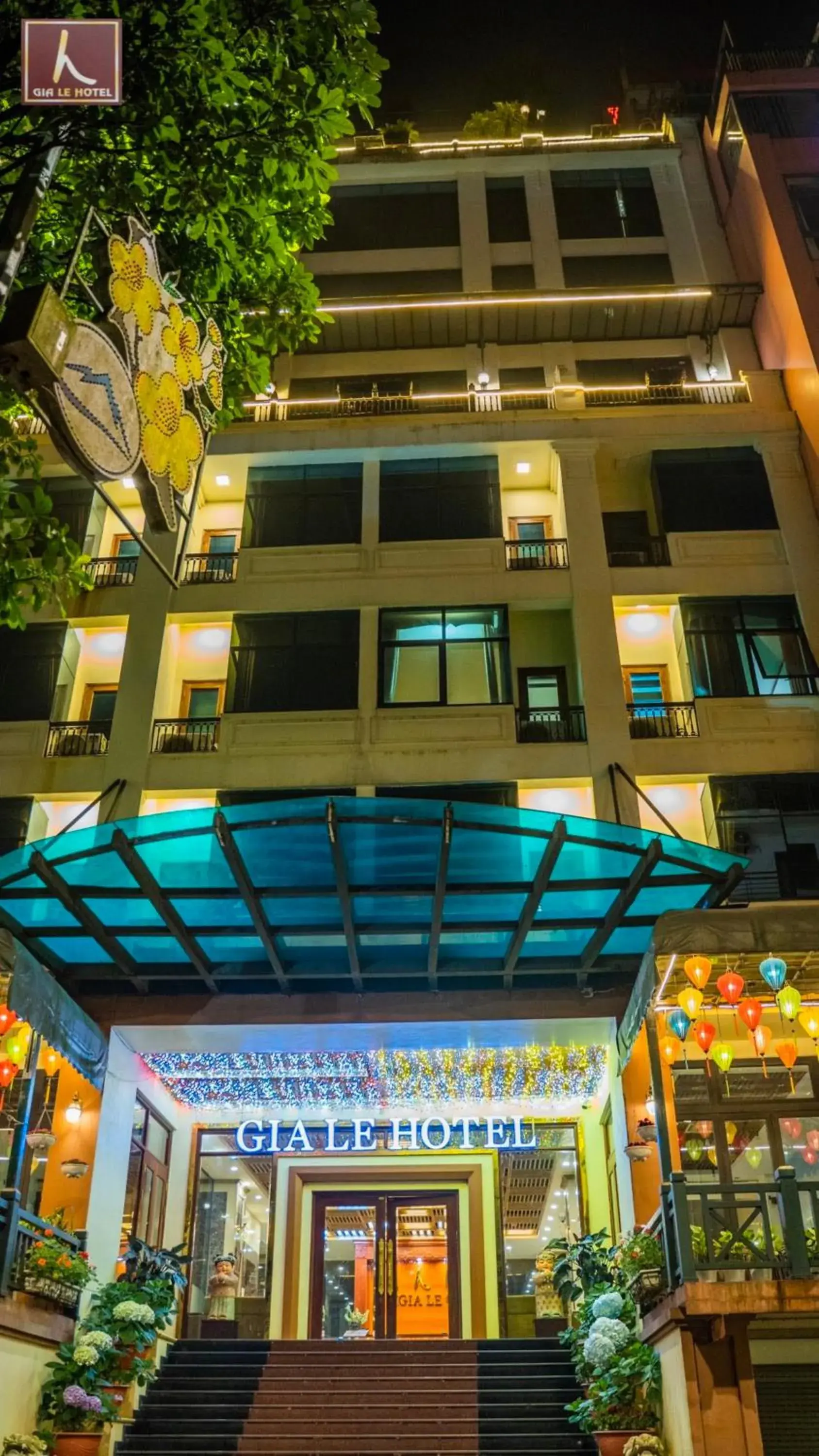 Property building in Gia Le Hotel Property building in Gia Le Hotel