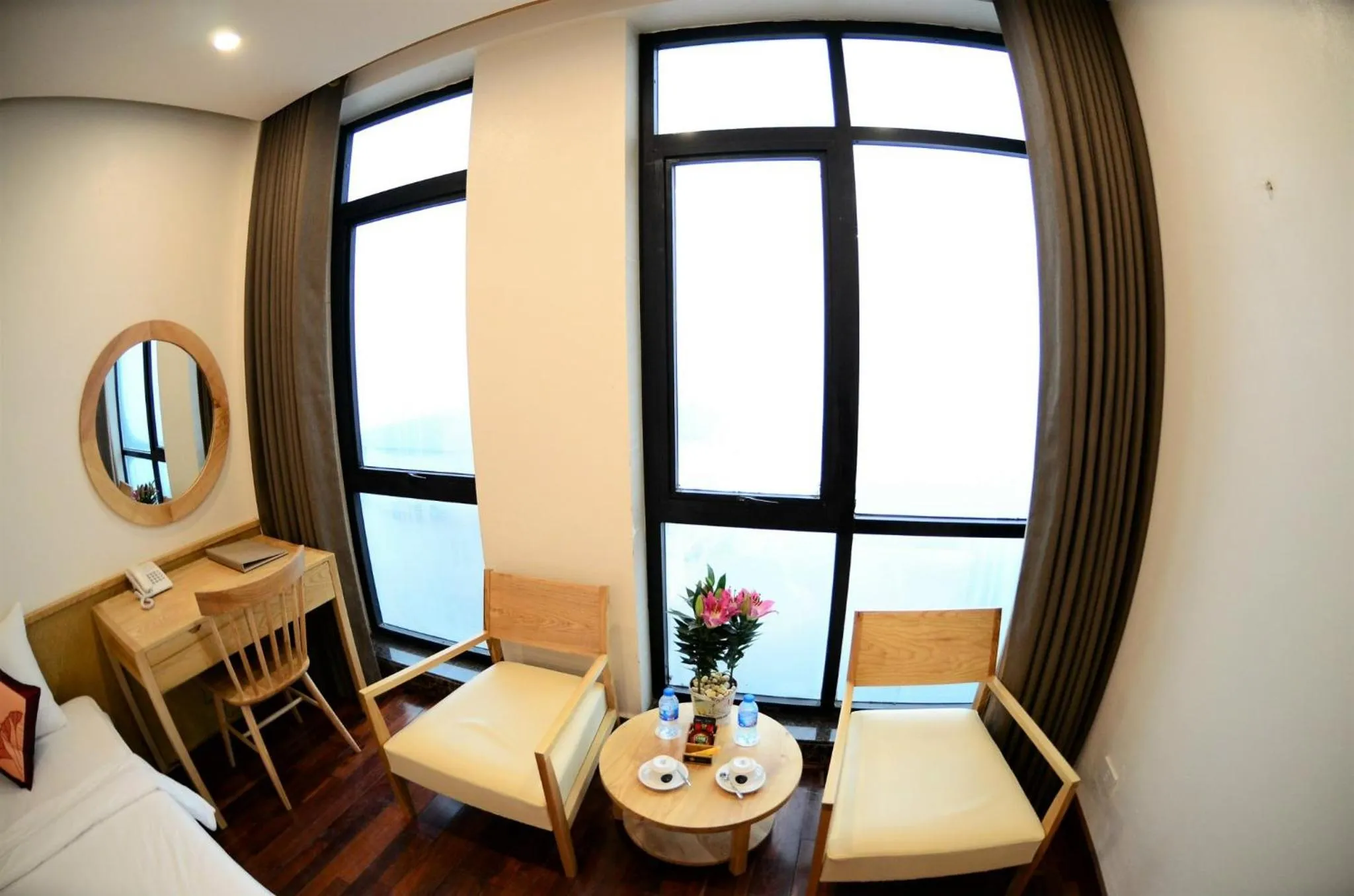 Seating area in Gia Le Hotel