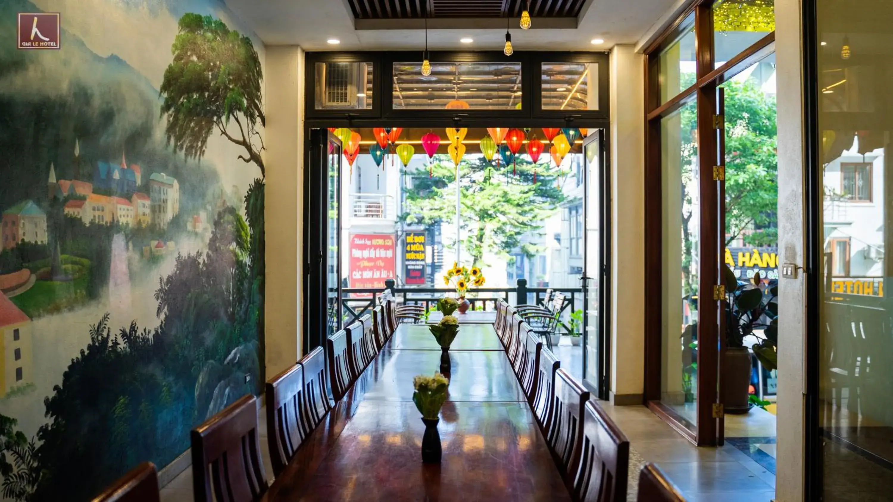 Restaurant/places to eat in Gia Le Hotel Restaurant/places to eat in Gia Le Hotel