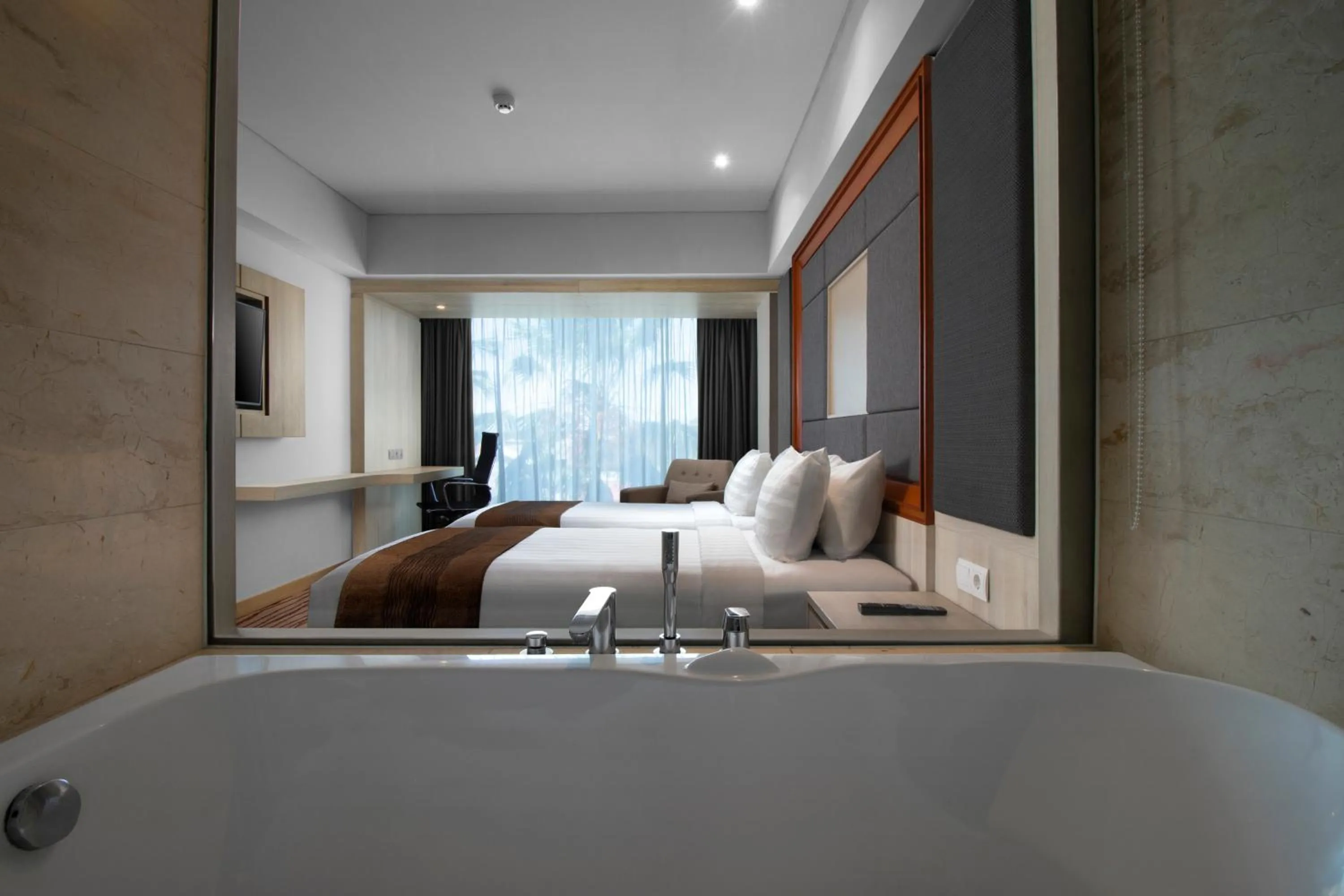 Bathroom, Bed in Sovereign Bali Hotel