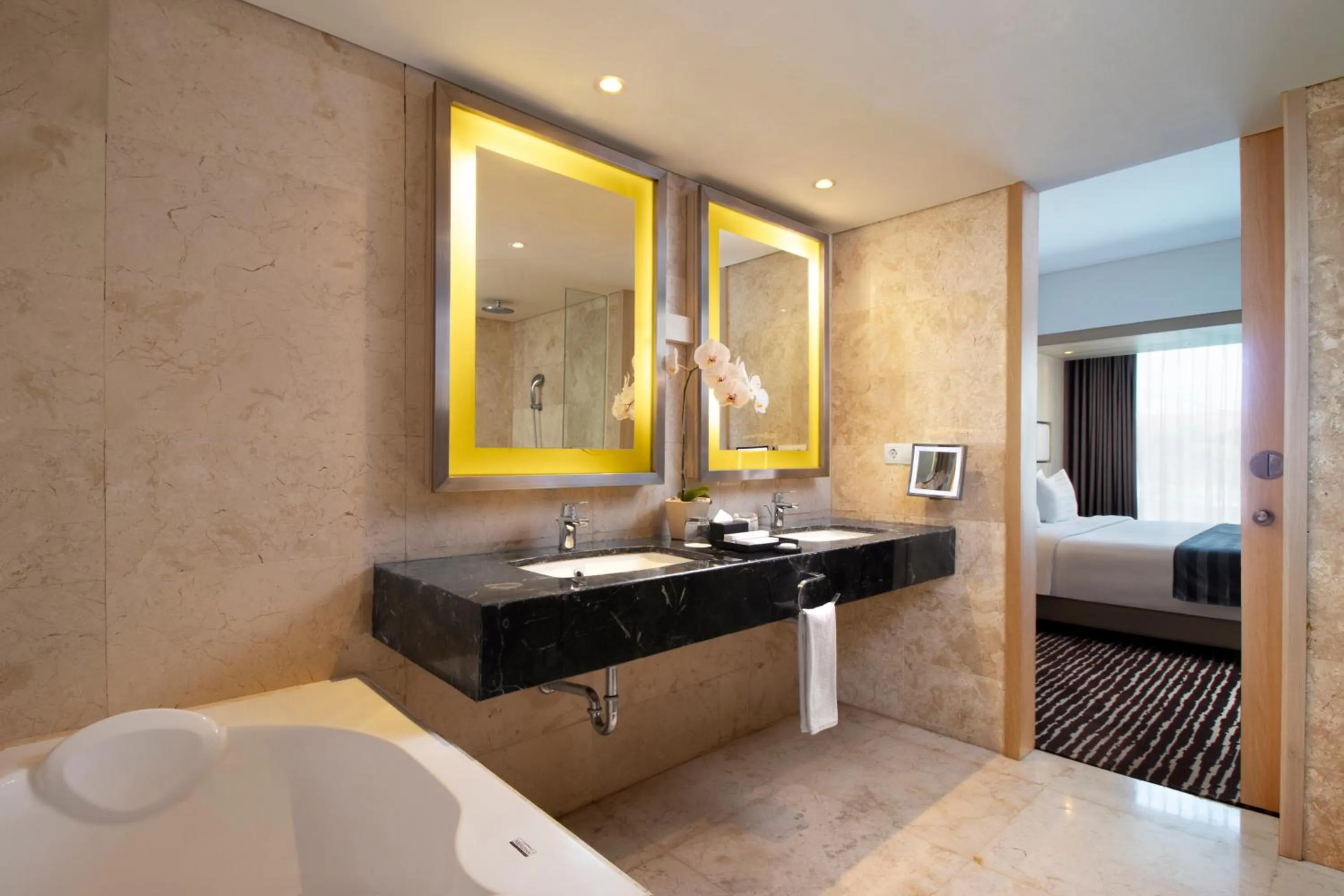 Bathroom, Bed in Sovereign Bali Hotel