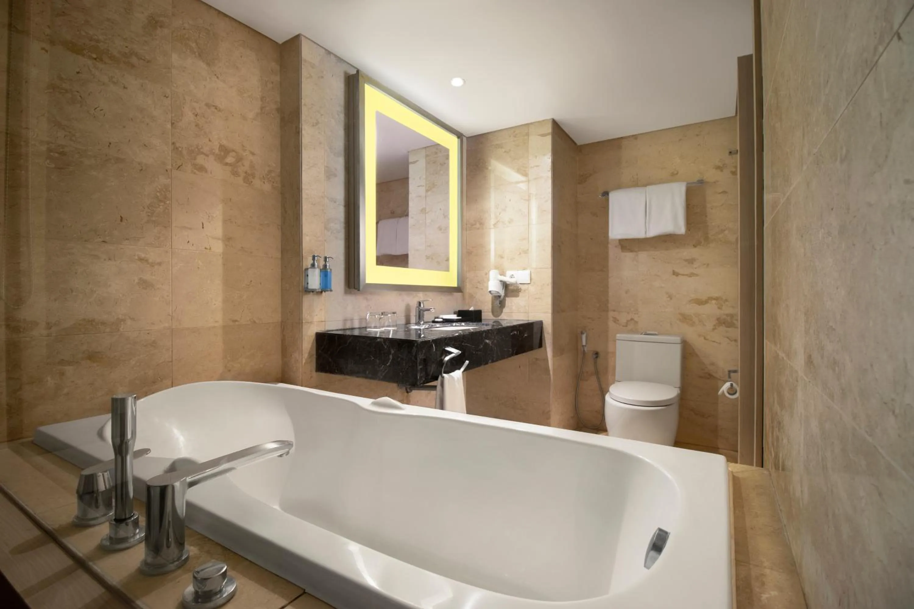 Bath in Sovereign Bali Hotel