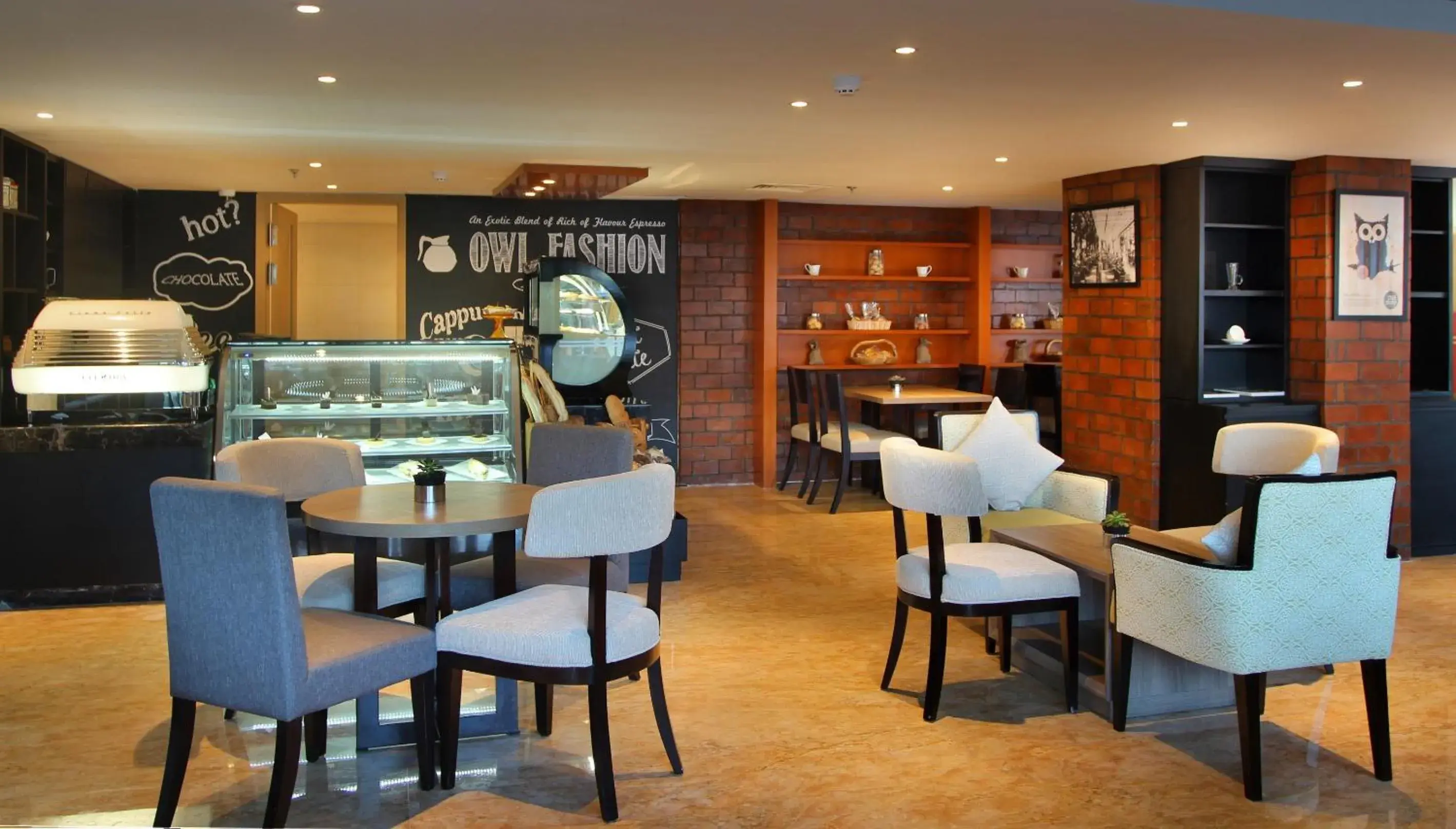 Restaurant/places to eat in Sovereign Bali Hotel Restaurant/places to eat in Sovereign Bali Hotel