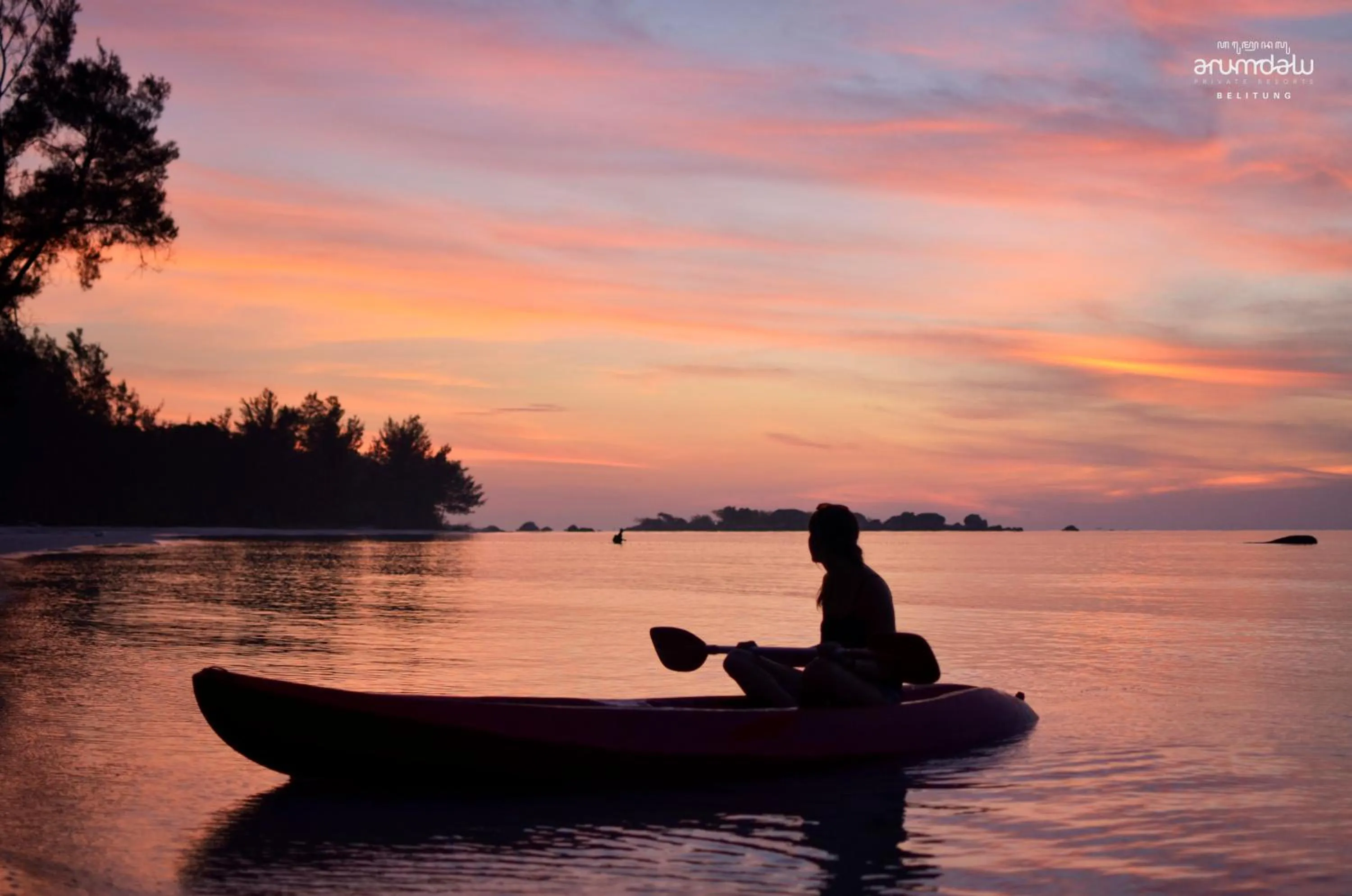 Canoeing in Arumdalu Private Resort