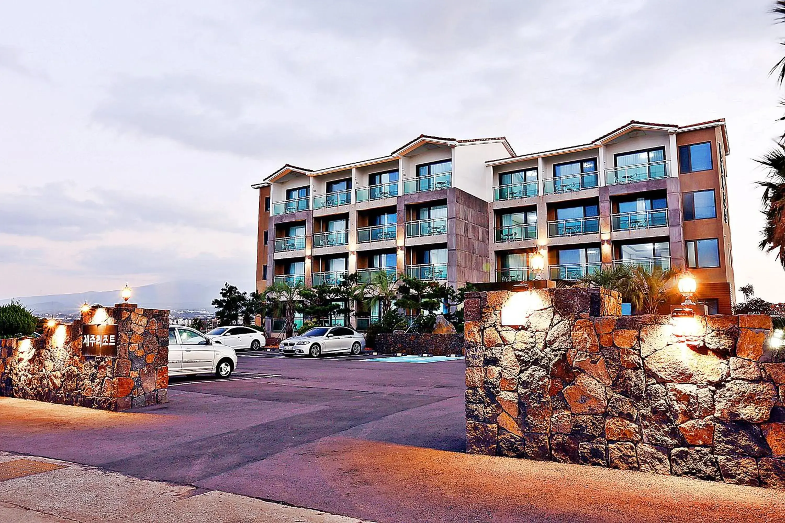 Property building in Jeju Resort Property building in Jeju Resort