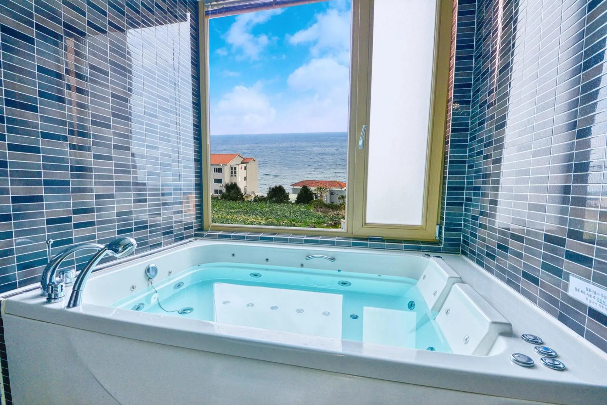 Hot Tub in Jeju Resort