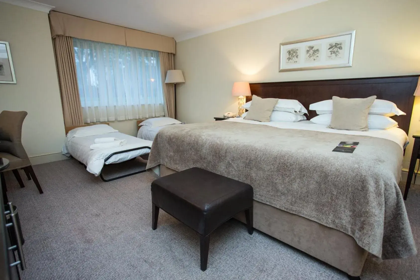 Bedroom, Bed in Macdonald Botley Park Hotel & Spa Bedroom, Bed in Macdonald Botley Park Hotel & Spa