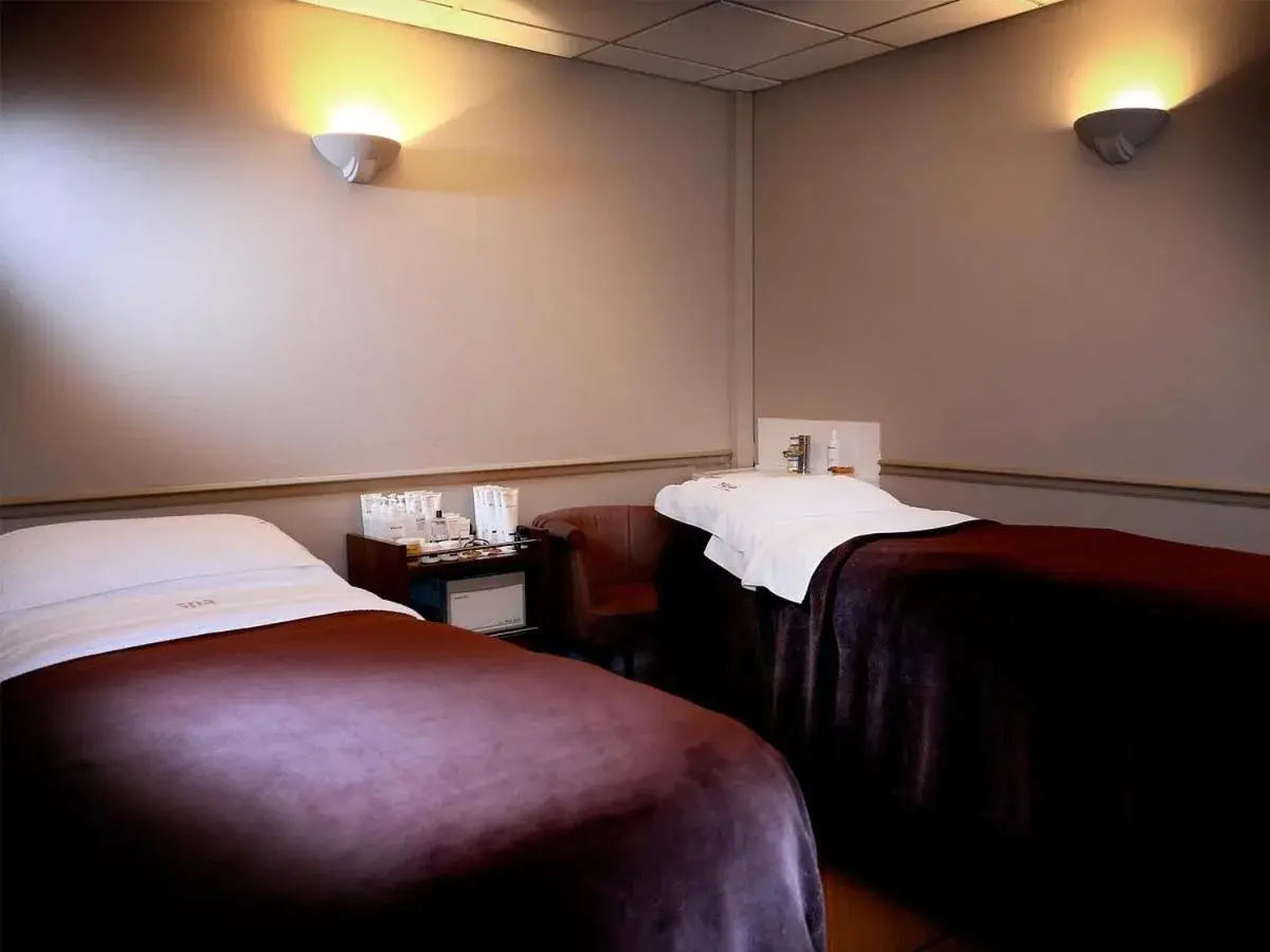 Spa and wellness centre/facilities, Bed in Macdonald Botley Park Hotel & Spa Spa and wellness centre/facilities, Bed in Macdonald Botley Park Hotel & Spa