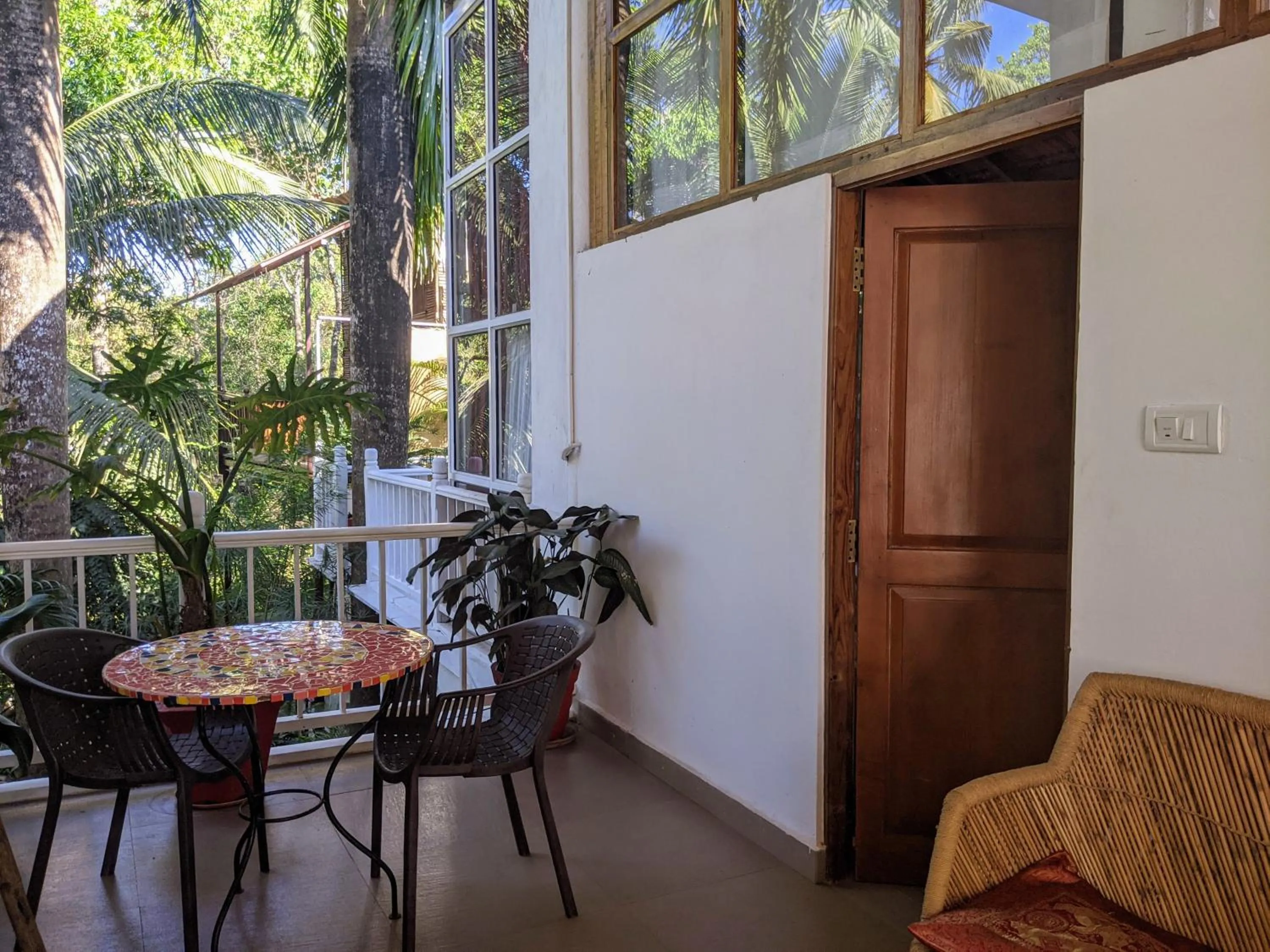 Facade/entrance in Michèle's Garden