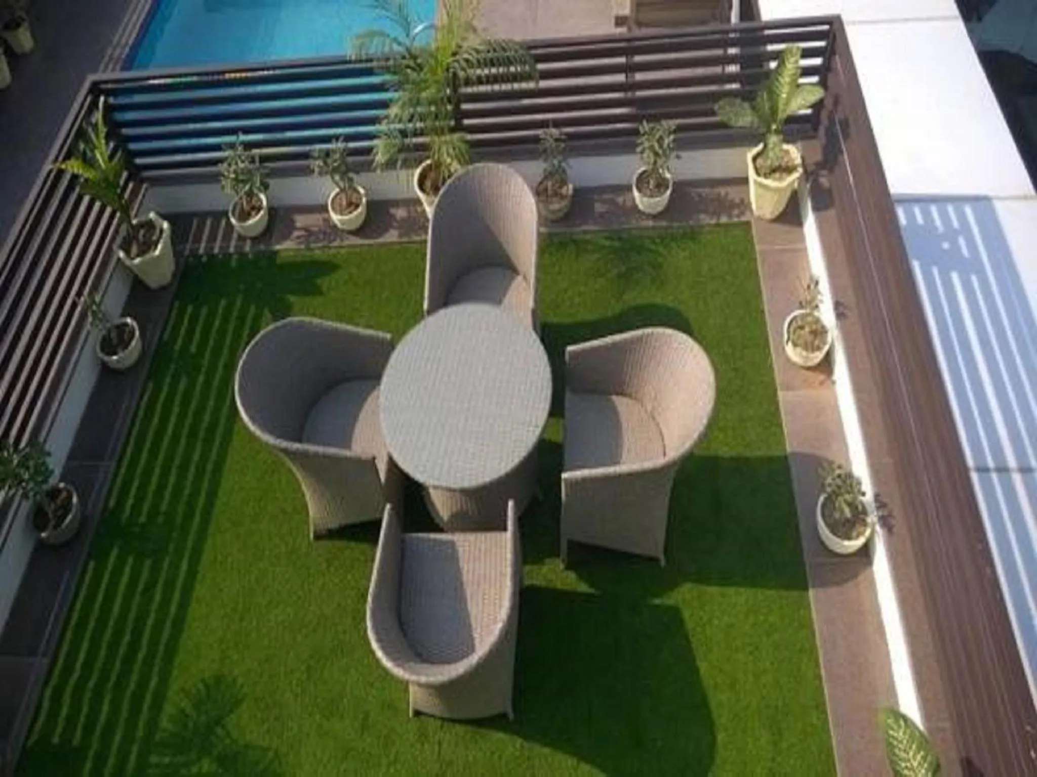 Food and drinks in Hotel Seven Hills Tower