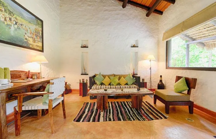 Living room in Paatlidun Safari Lodge, Jim Corbett