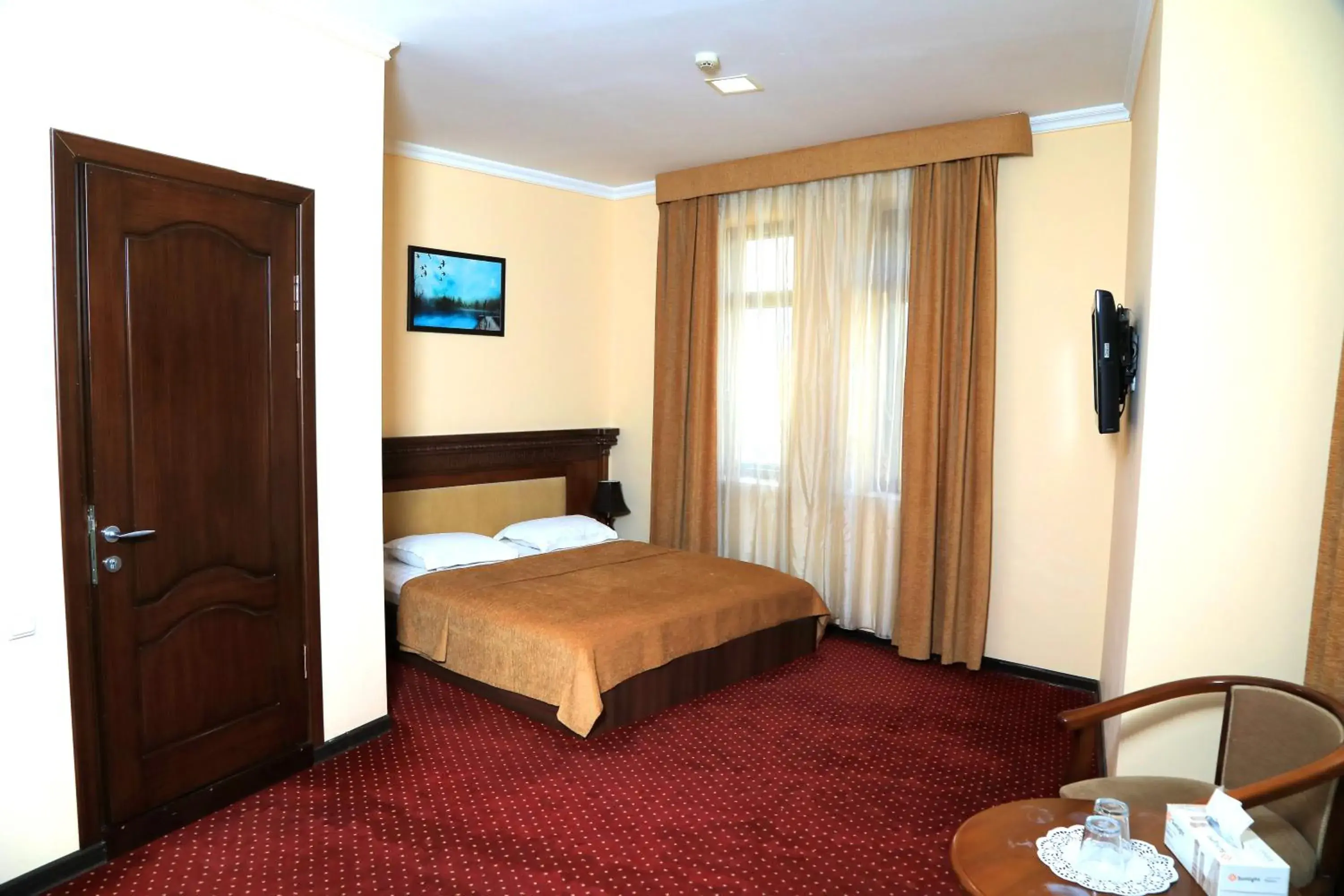 Photo of the whole room, Bed in Hotel Diyora Photo of the whole room, Bed in Hotel Diyora