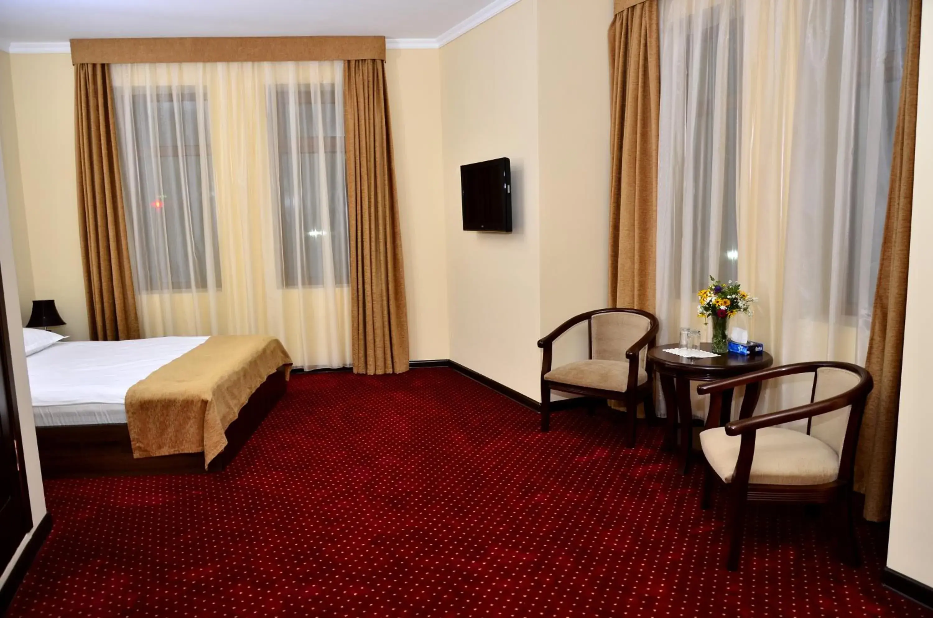 Living room, Bed in Hotel Diyora Living room, Bed in Hotel Diyora