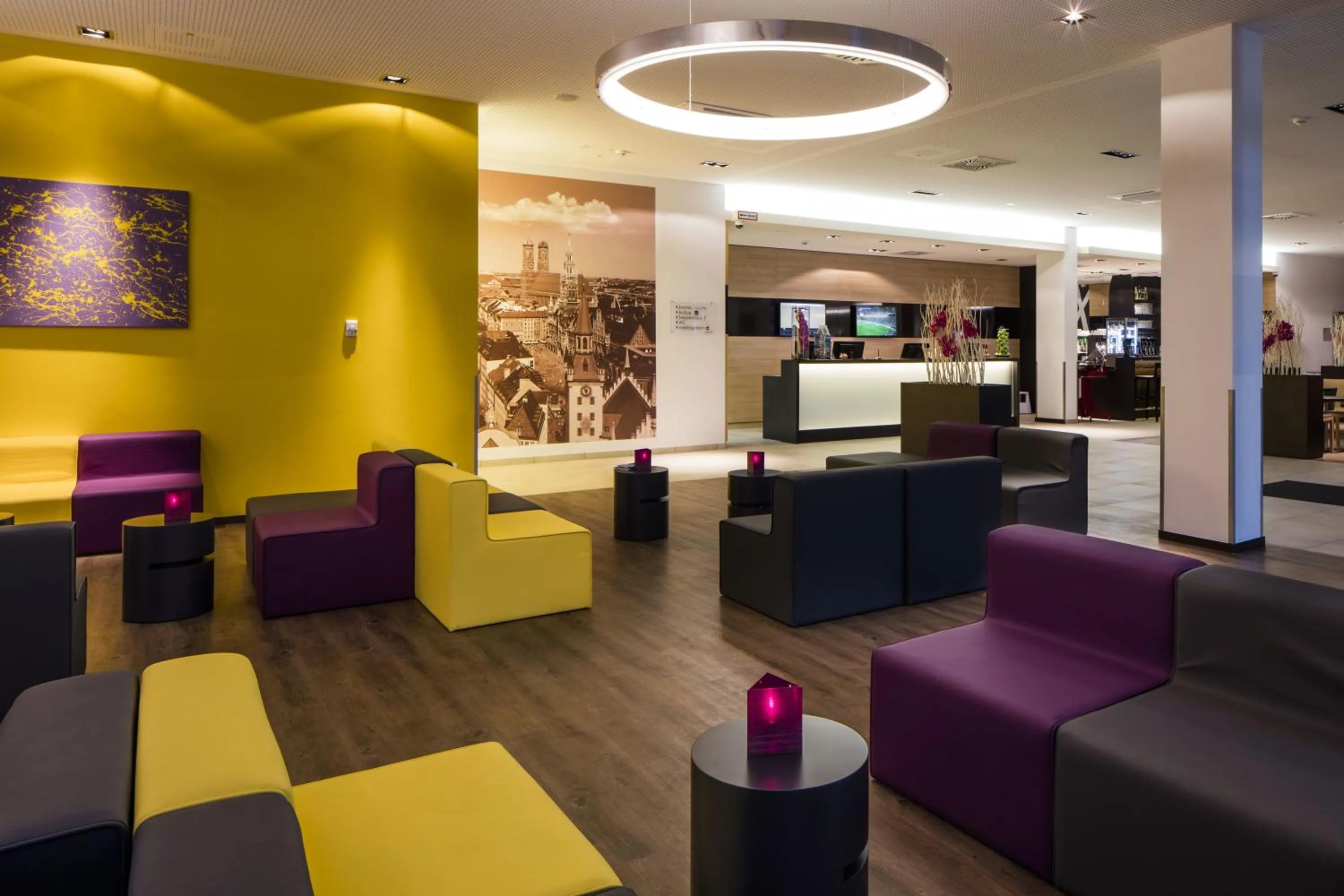 Lobby or reception in Star G Hotel Premium München Domagkstraße