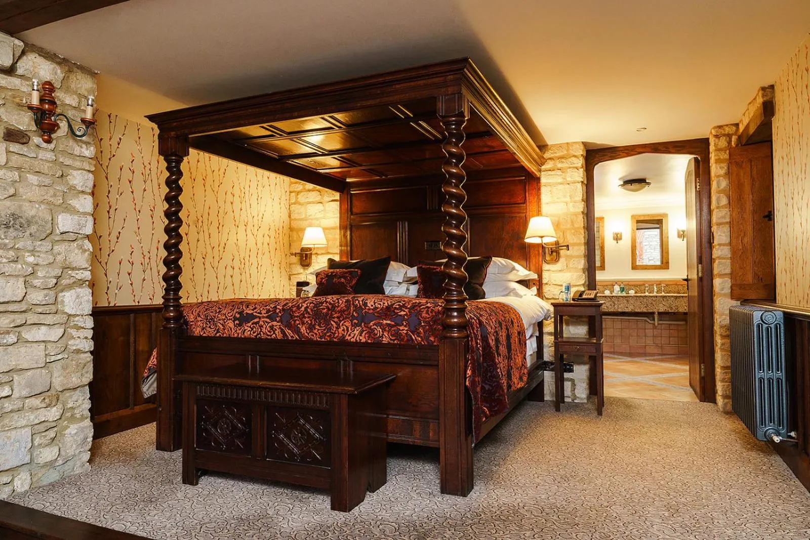 Bed in The Manor House Hotel and Golf Club