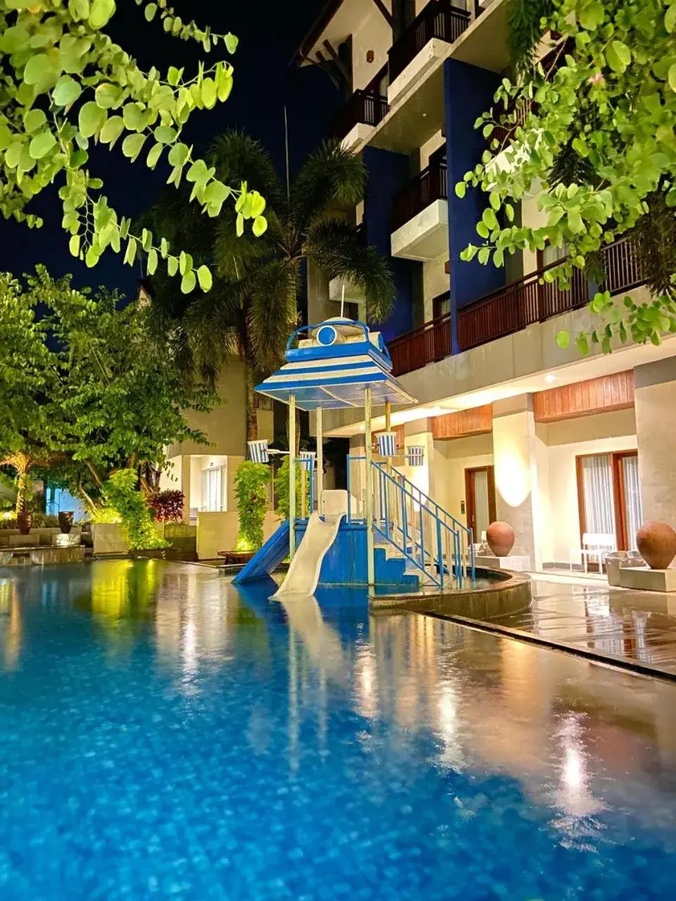 Pool view in Menara Laut Hotel Pool view in Menara Laut Hotel