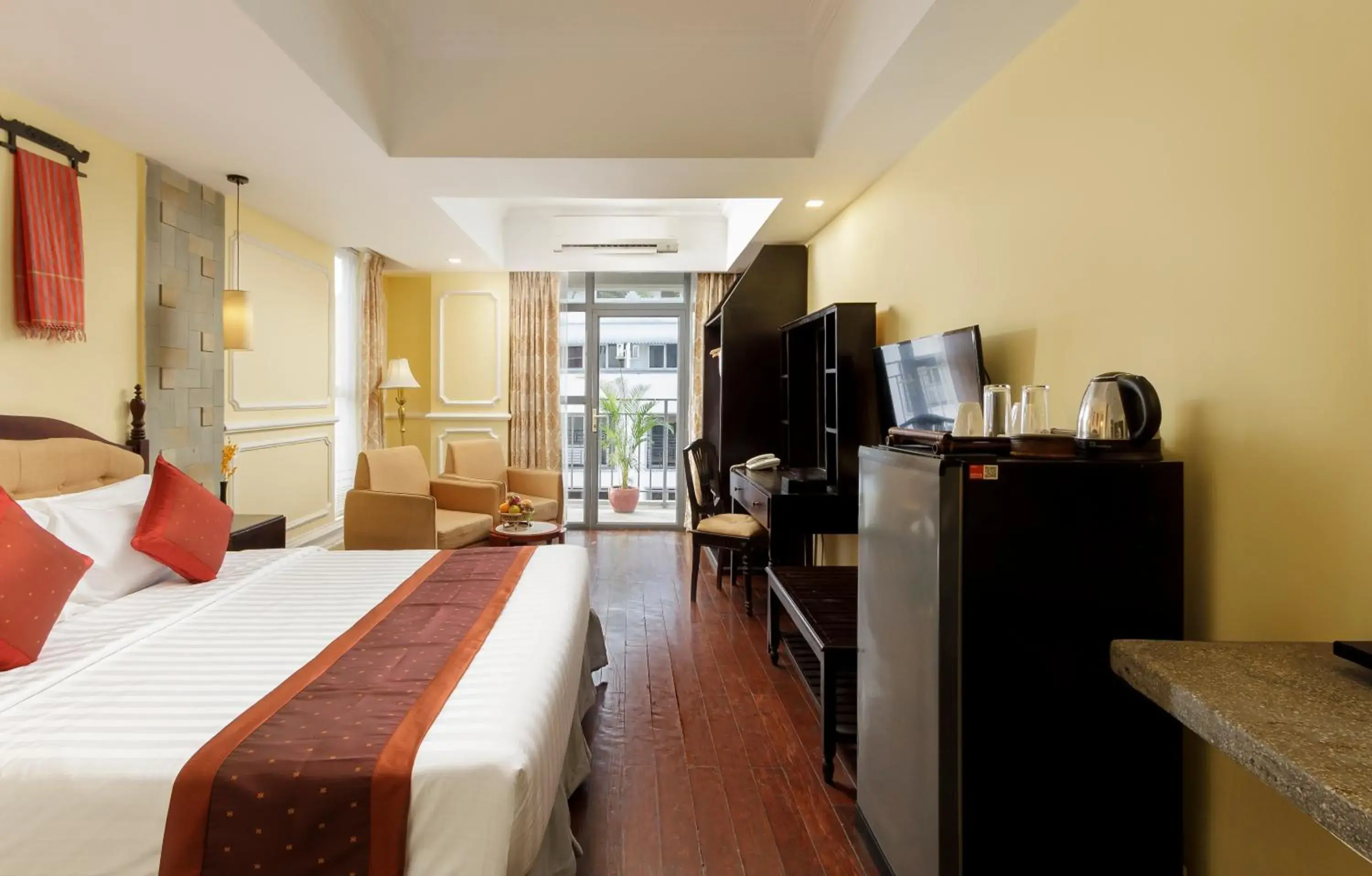 Bed in ARISON Hotel Bed in ARISON Hotel