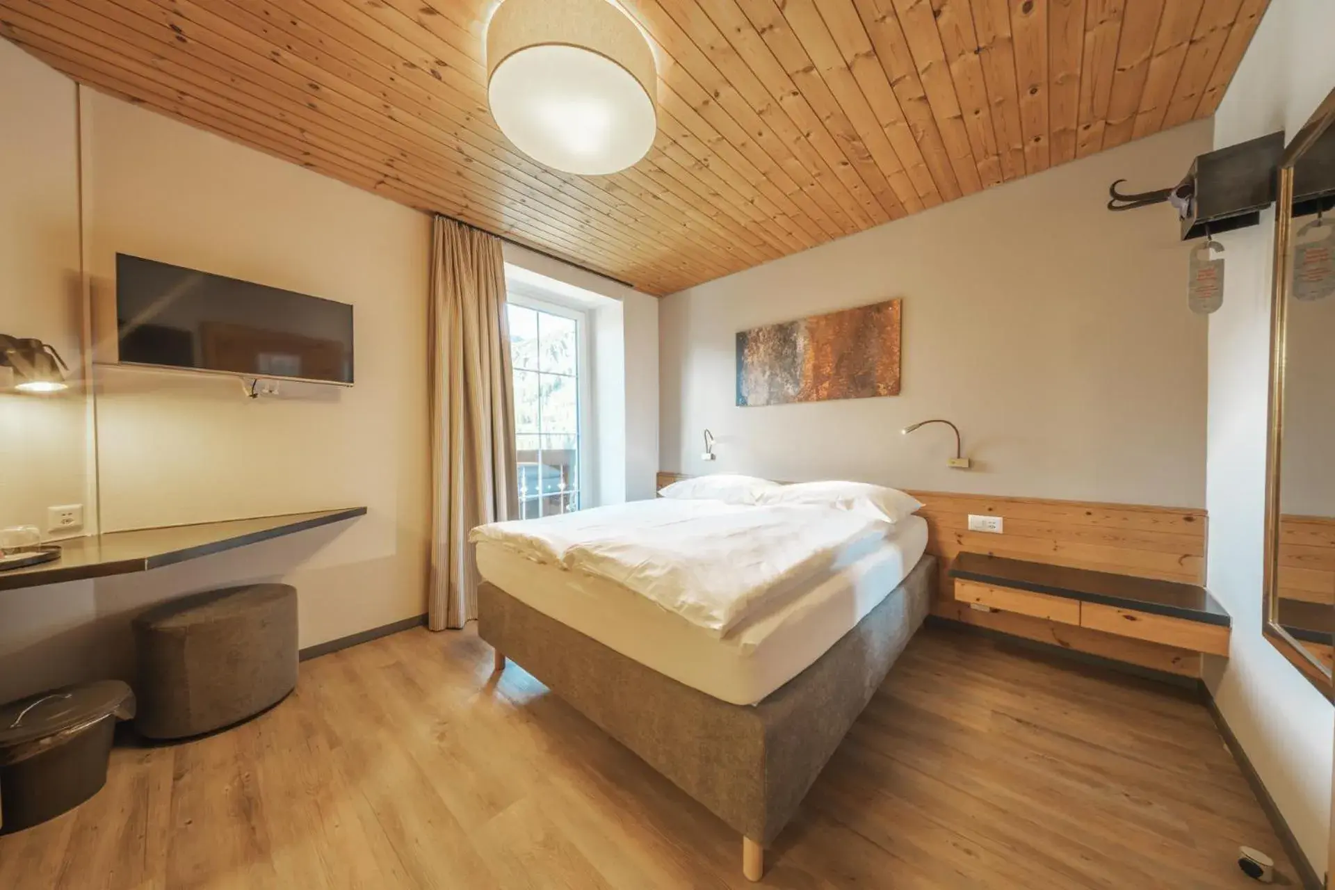 Double Room with Balcony in Hotel Quellenhof - Self Check-in & Adults Only Double Room with Balcony in Hotel Quellenhof - Self Check-in & Adults Only