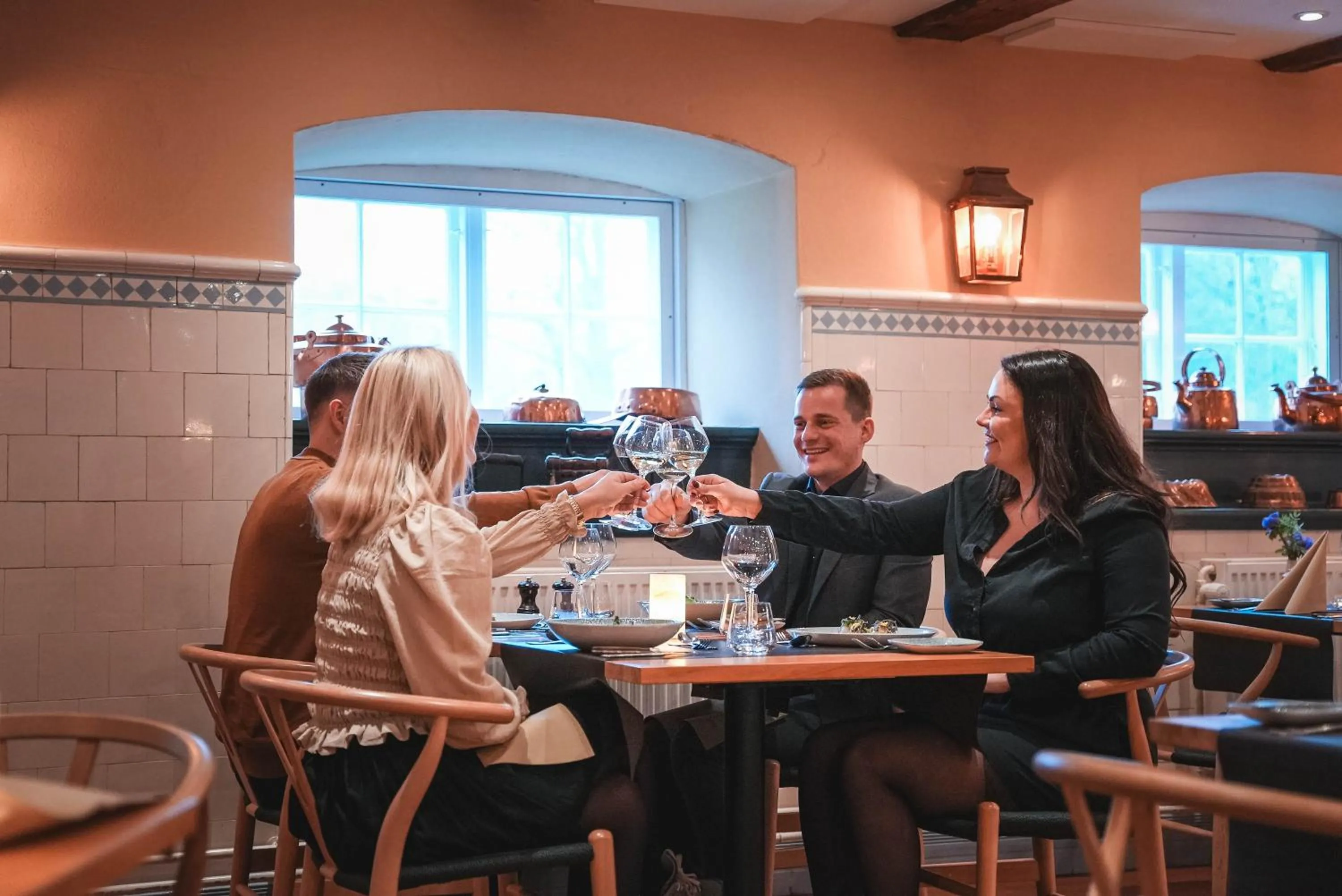 Restaurant/places to eat in Kragerup Gods