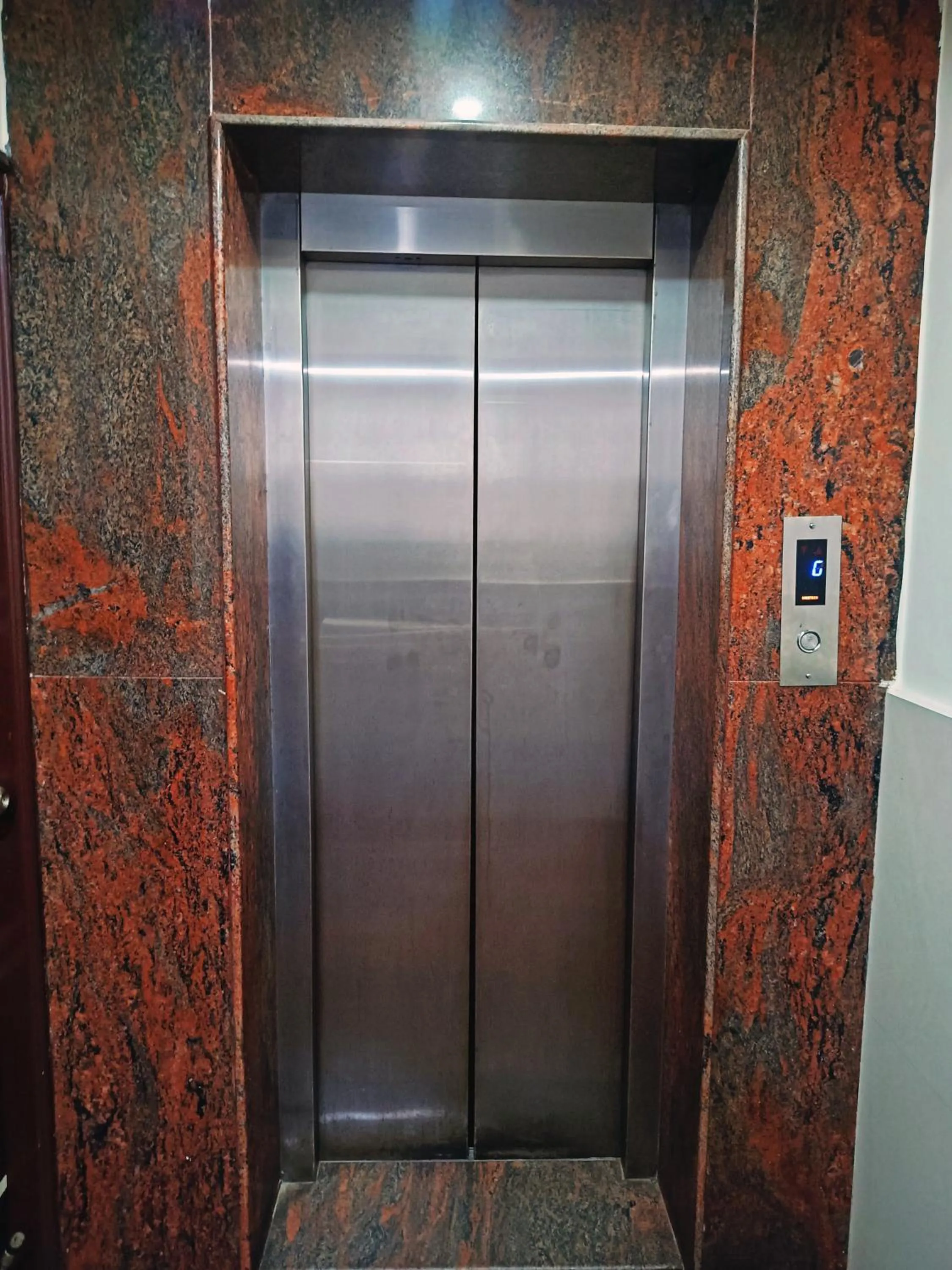 elevator in Delta Inn Madiwala