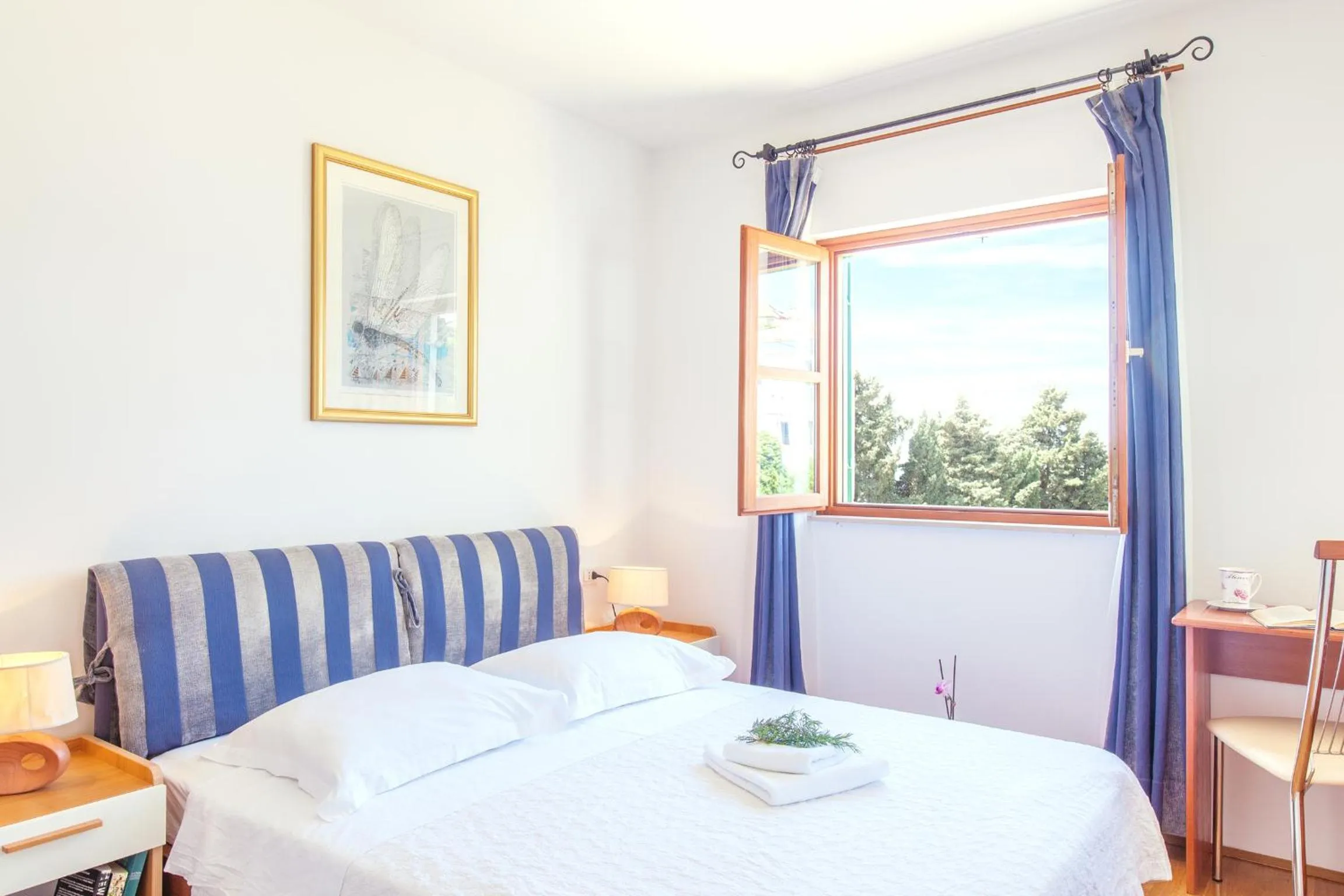 Bed in Villa Cvita 80 m from the sea, free breakfast - DIRECT LANDLORD
