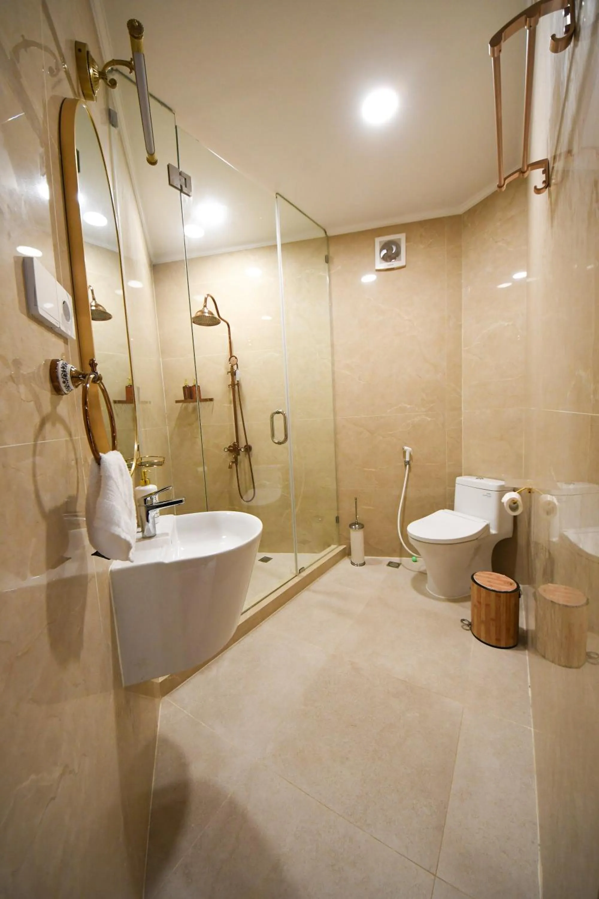 Bathroom in Casa de Monique Villas & Glamping Retreat