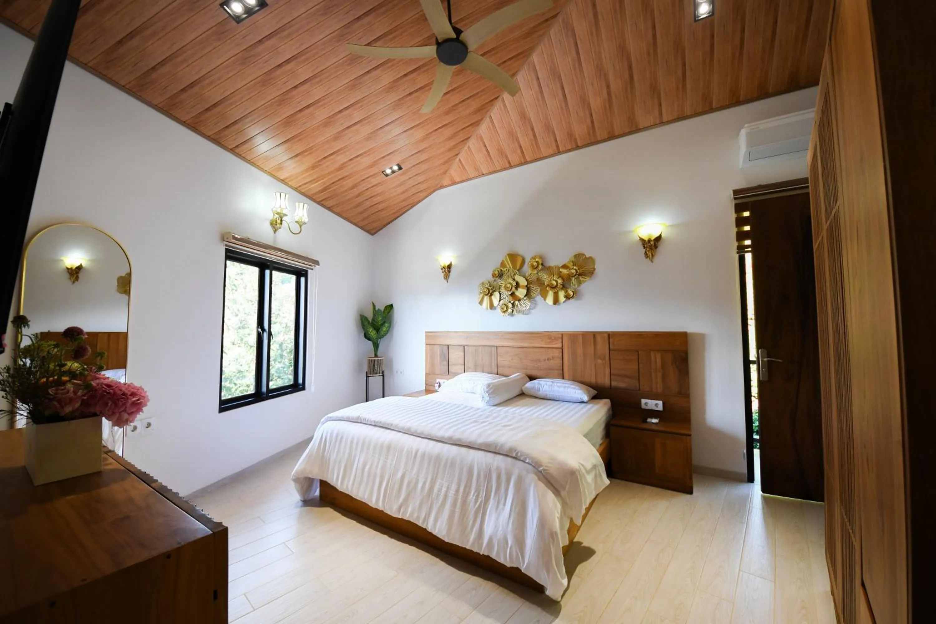Bedroom, Bed in Casa de Monique Villas & Glamping Retreat