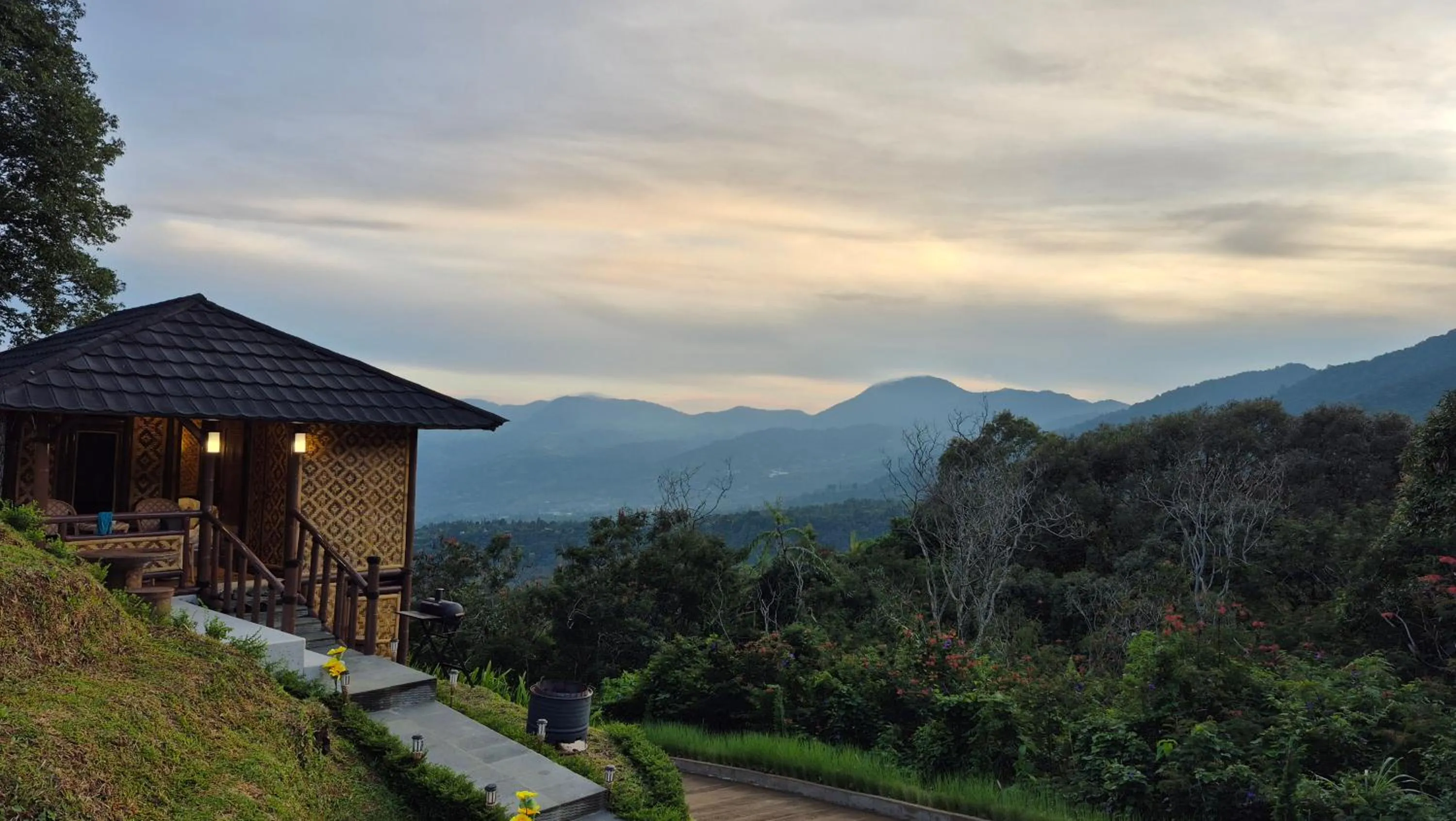 Casa de Monique Villas & Glamping Retreat