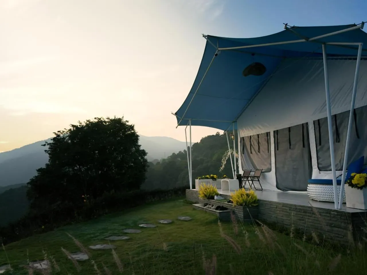 Property building in Casa de Monique Villas & Glamping Retreat