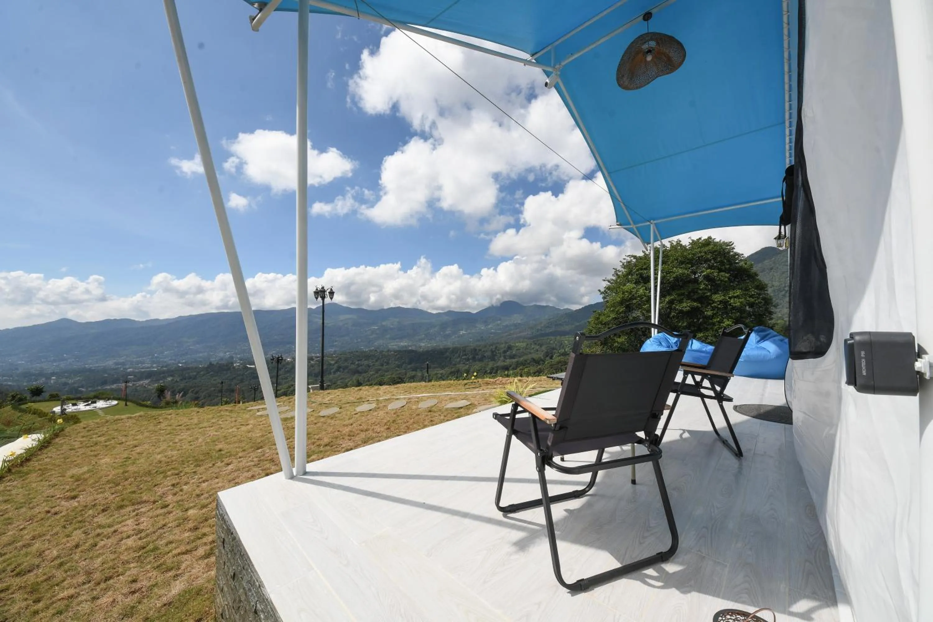 Casa de Monique Villas & Glamping Retreat