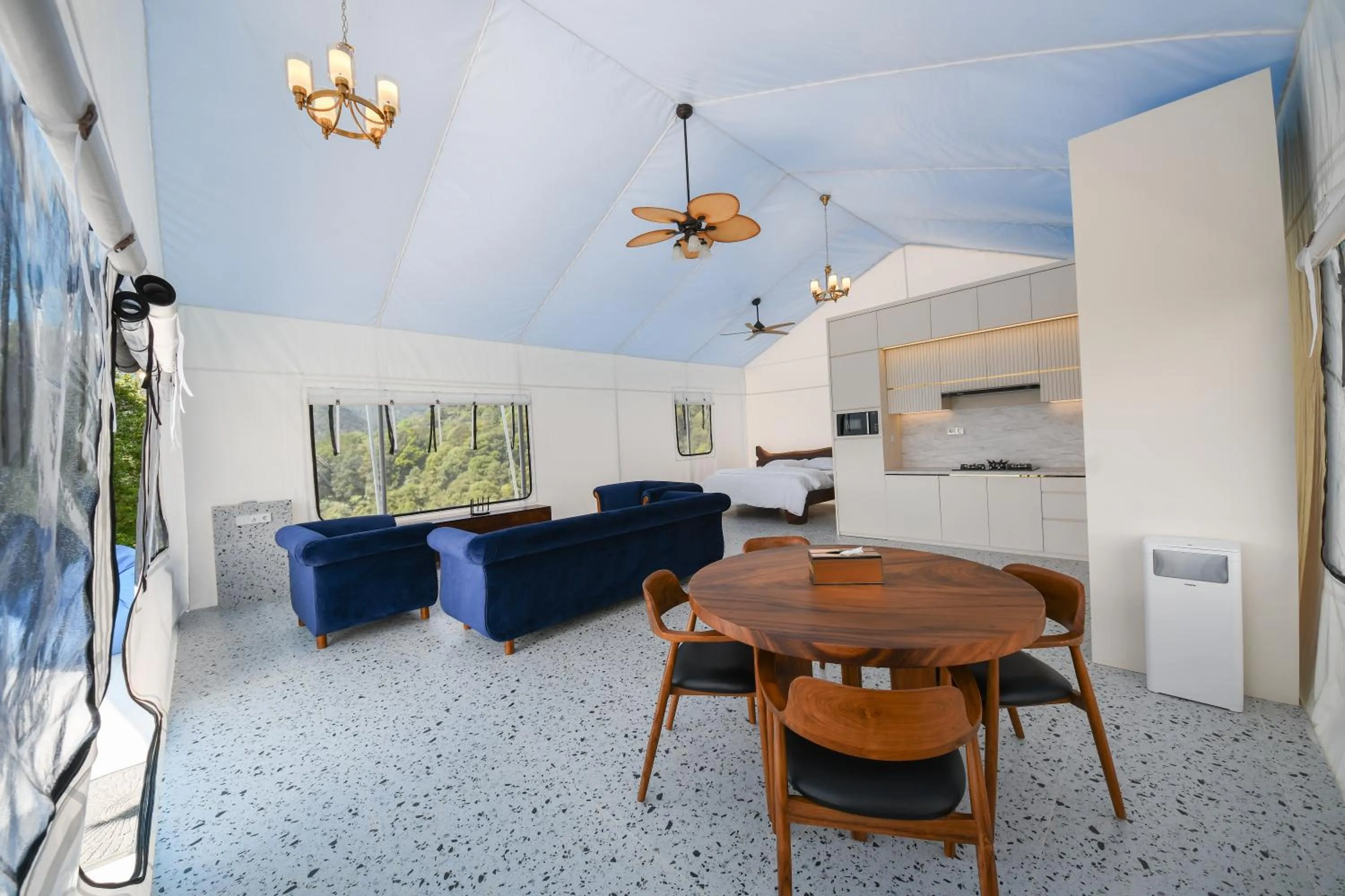 Casa de Monique Villas & Glamping Retreat