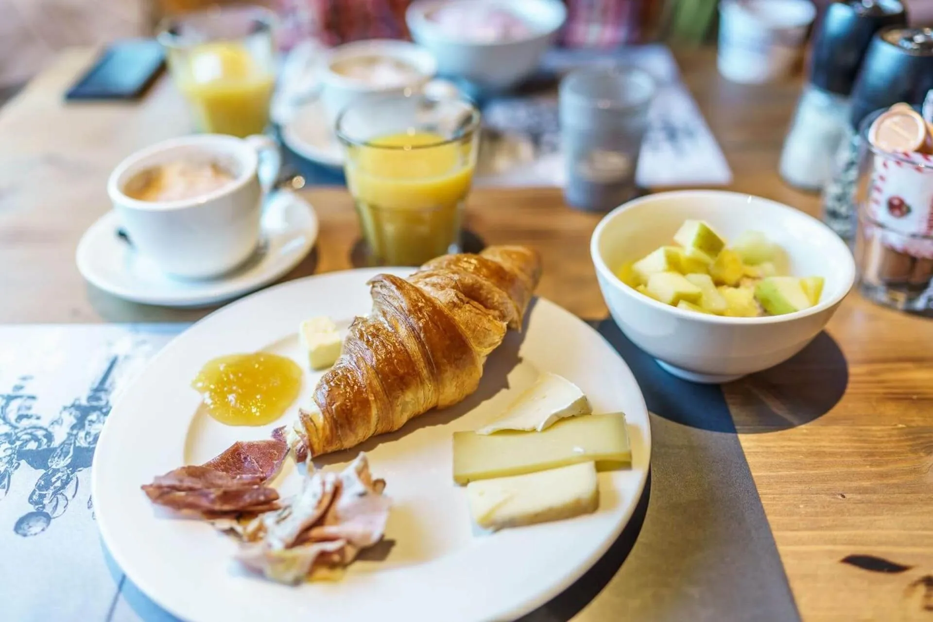 Breakfast in Hotel Kaiserstuhl