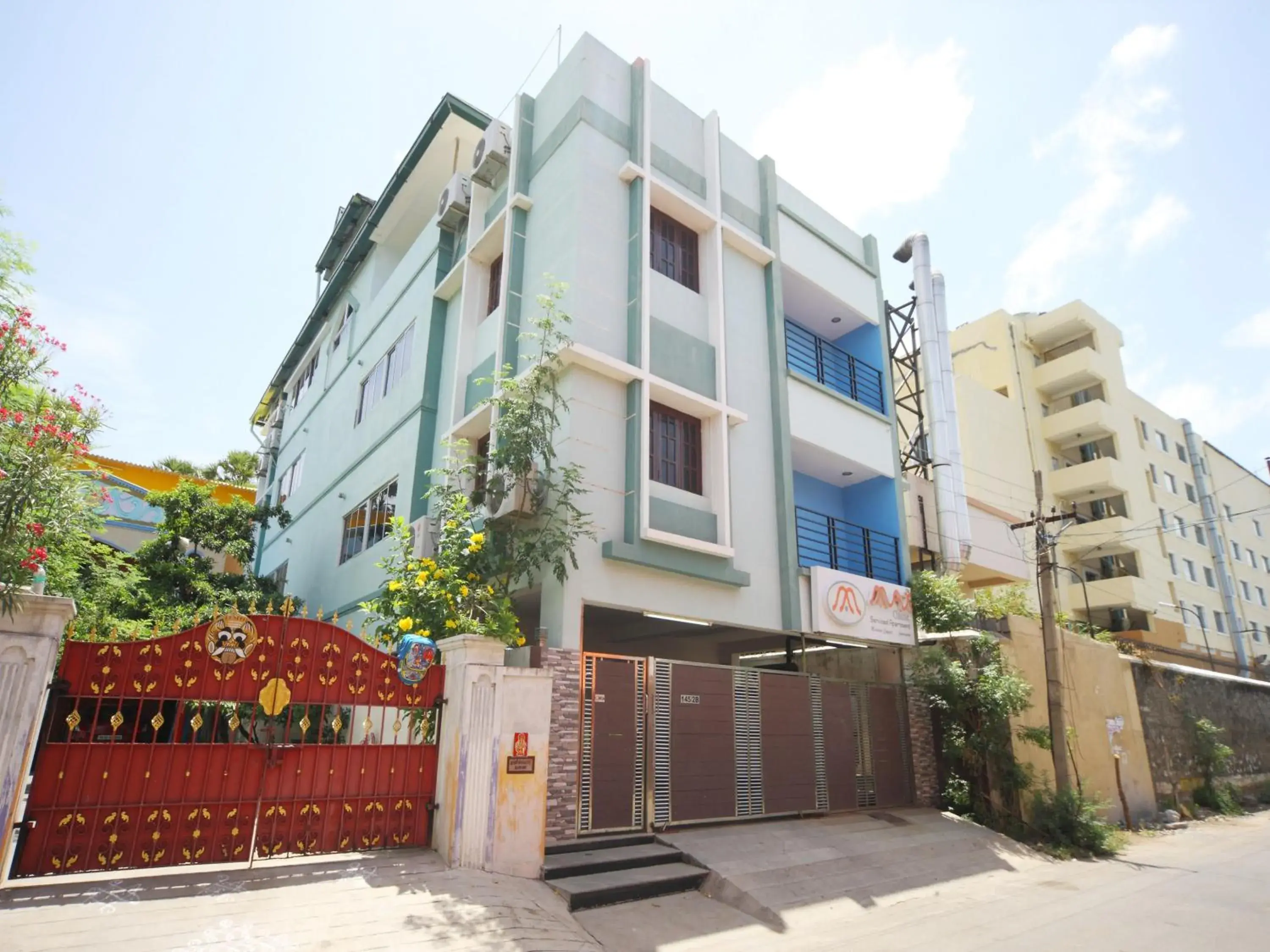 Facade/entrance in Max Classic Serviced Apartment Facade/entrance in Max Classic Serviced Apartment