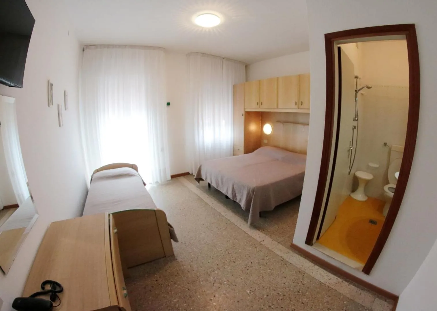 Bed in Albergo Rosa