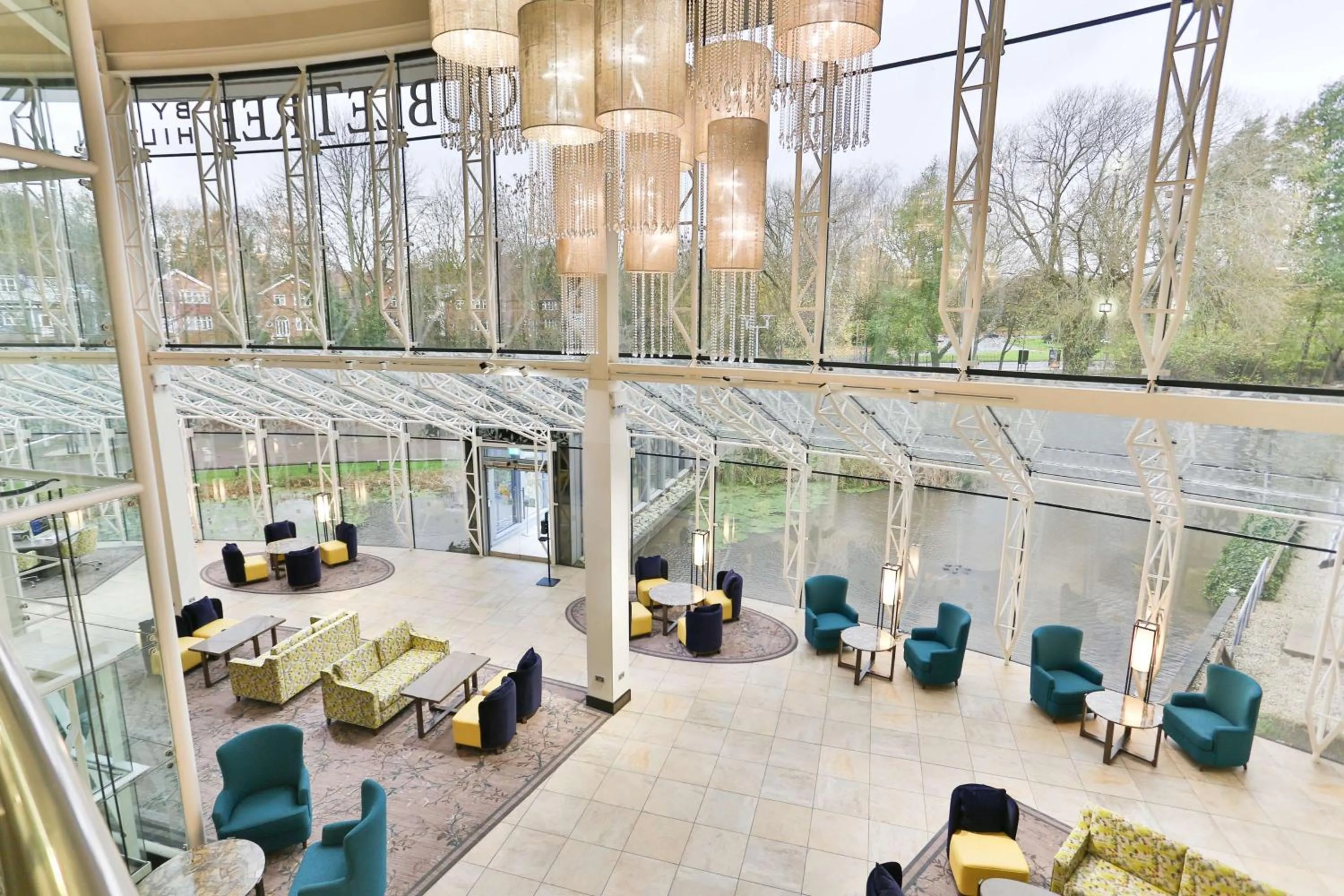 Lobby or reception in DoubleTree by Hilton Hotel Nottingham - Gateway