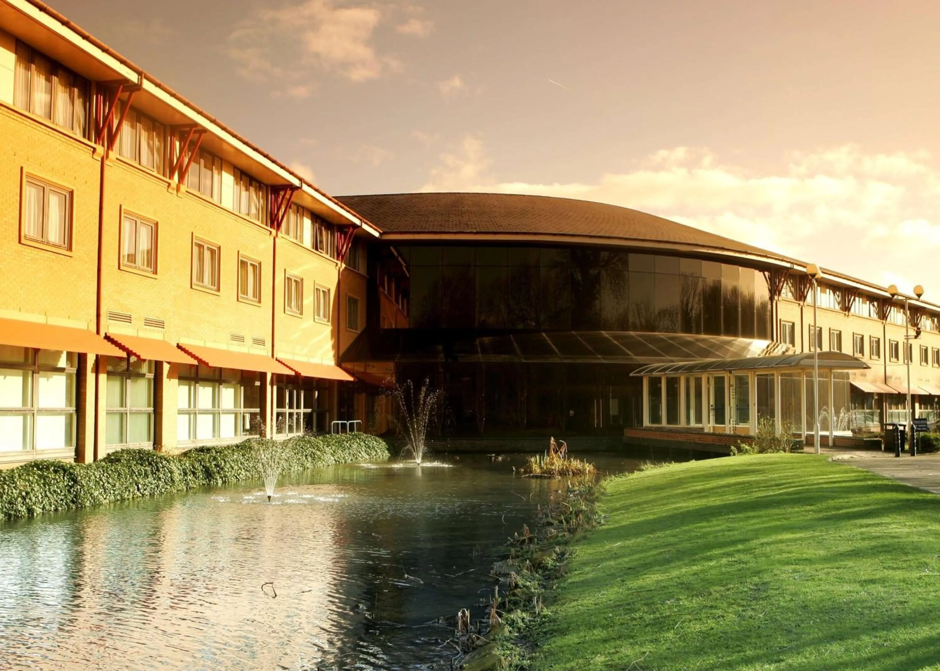 Property building in DoubleTree by Hilton Hotel Nottingham - Gateway