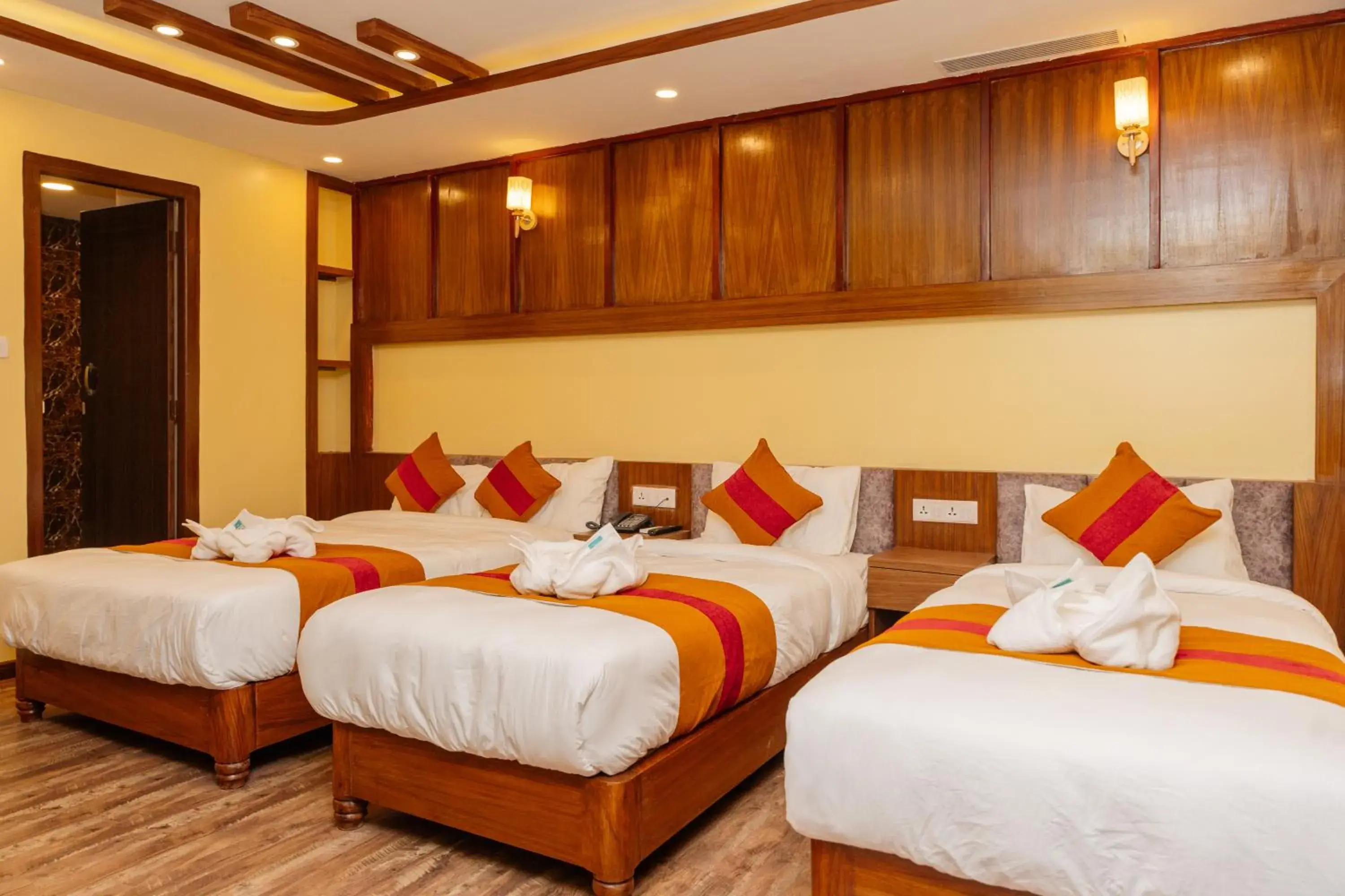 Bedroom, Bed in Hotel Royal Airport Bedroom, Bed in Hotel Royal Airport